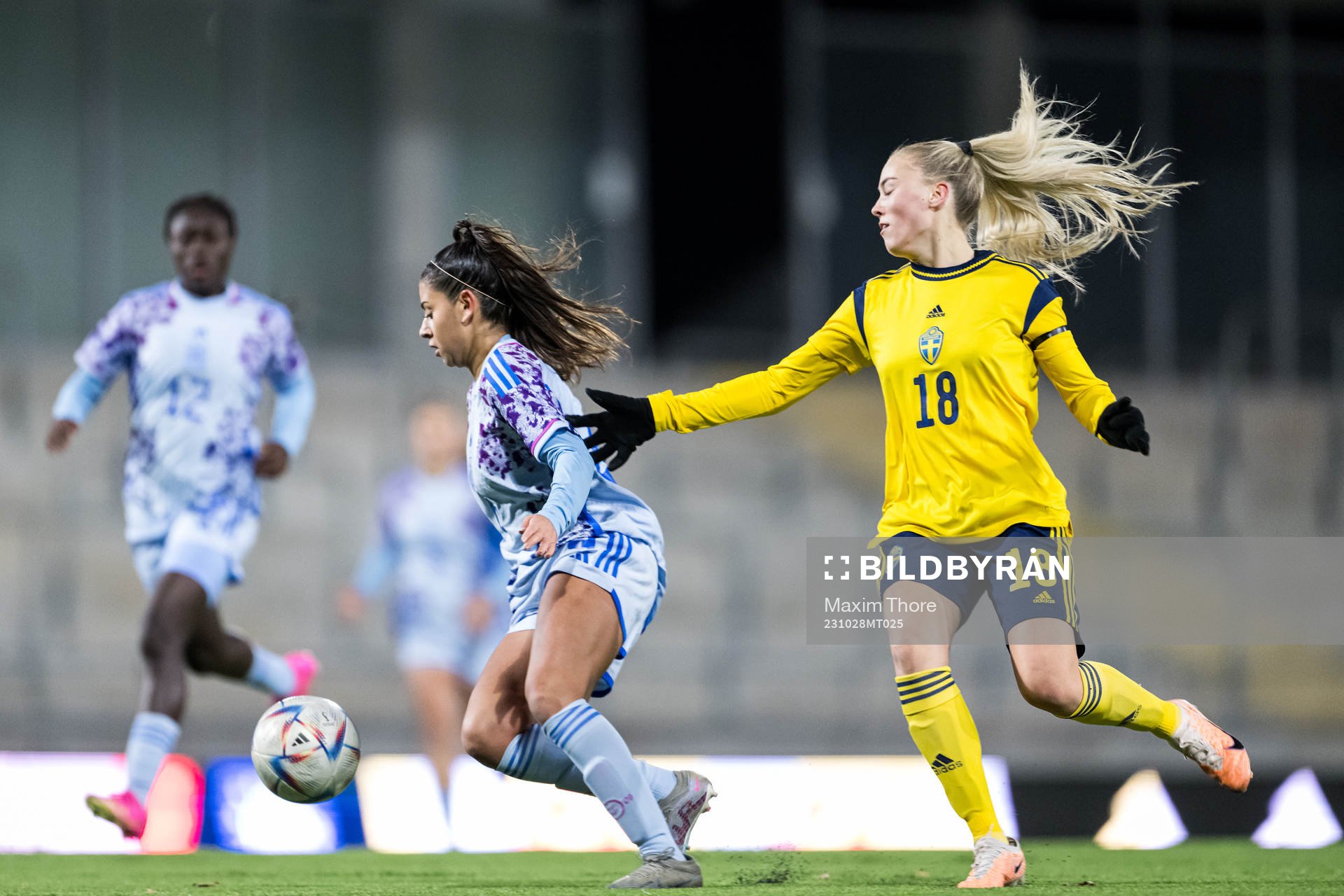 Noemi of Spain and Ida Björnberg of Sweden