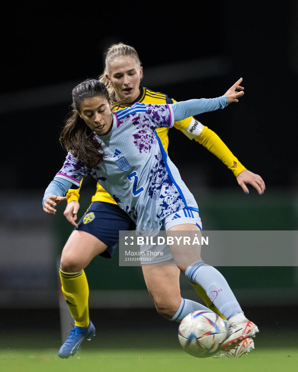 Tuva Skoog of Sweden and Judit of Spain