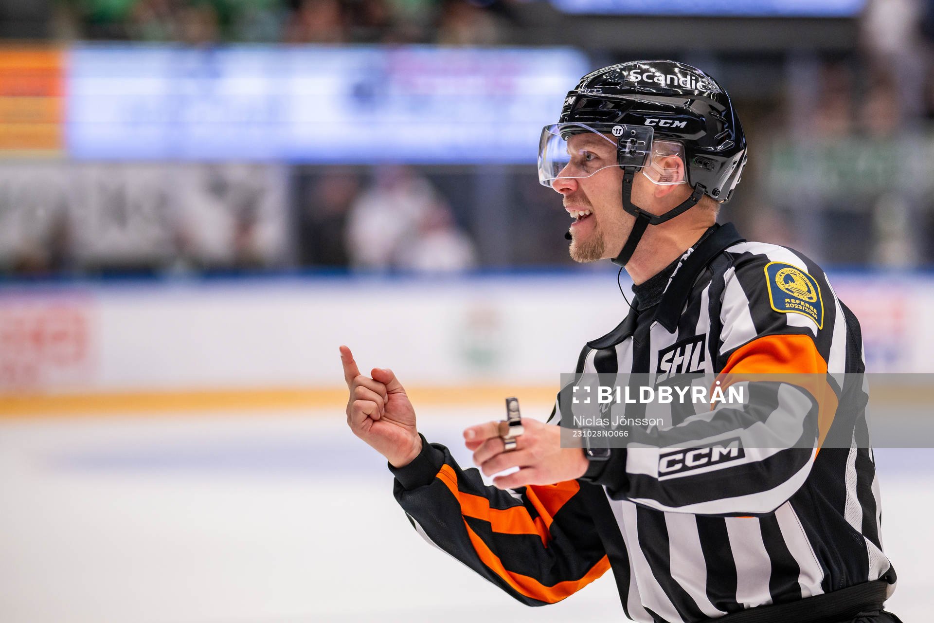 Domare Andreas Harnebring reagerar