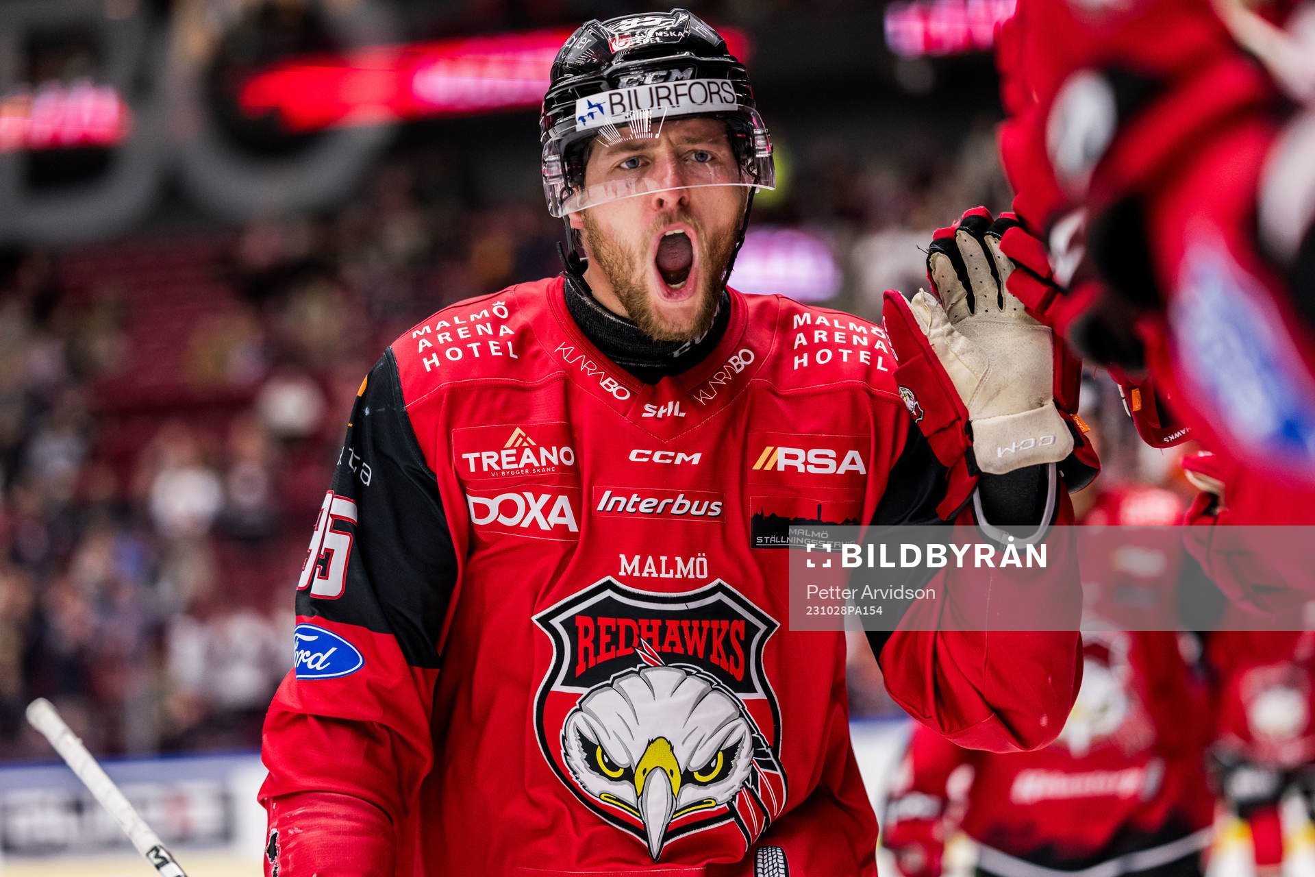 IF Malmö Redhawks Carl Persson jublar