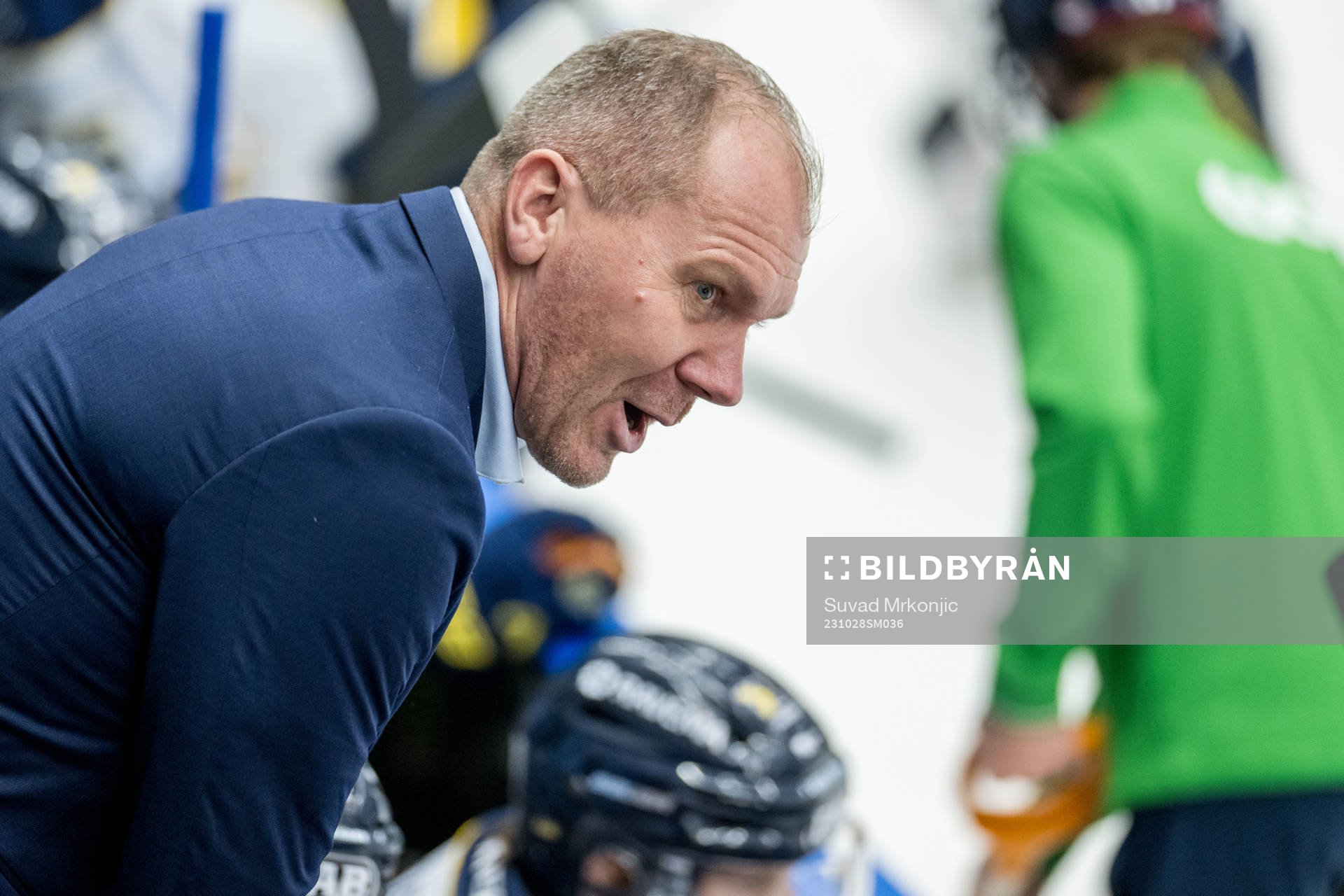 HV71s tränare Johan Lindbom
