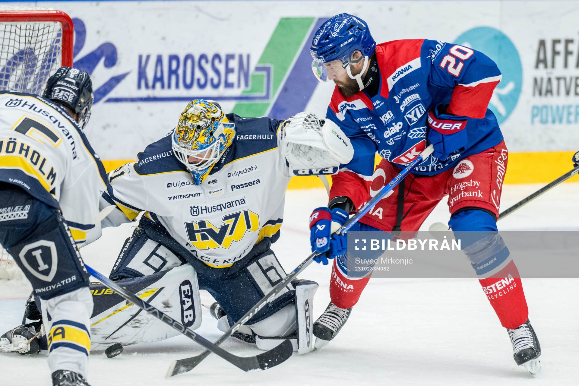 HV71s målvakt Joni Ortio och Oskarshamns Hynek Zohorna