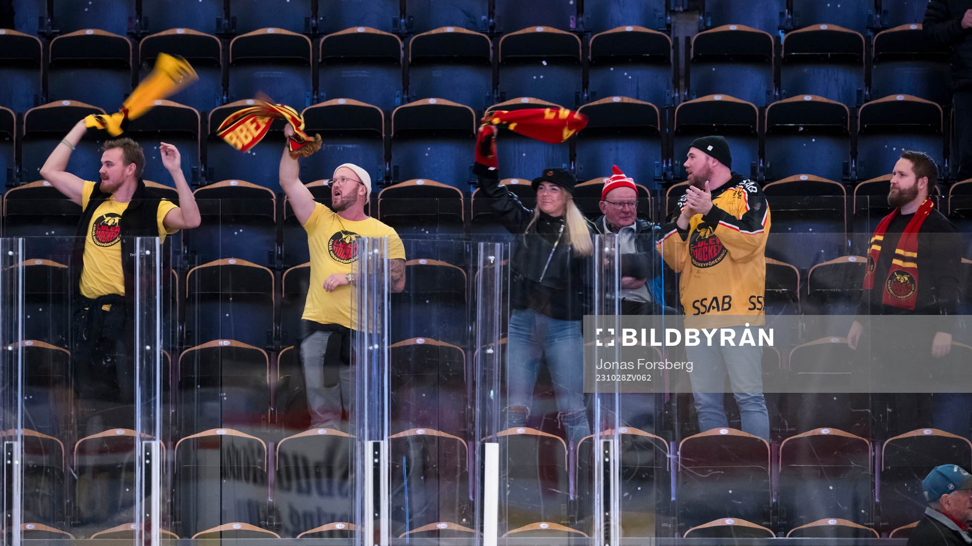 Luleås supportrar jublar