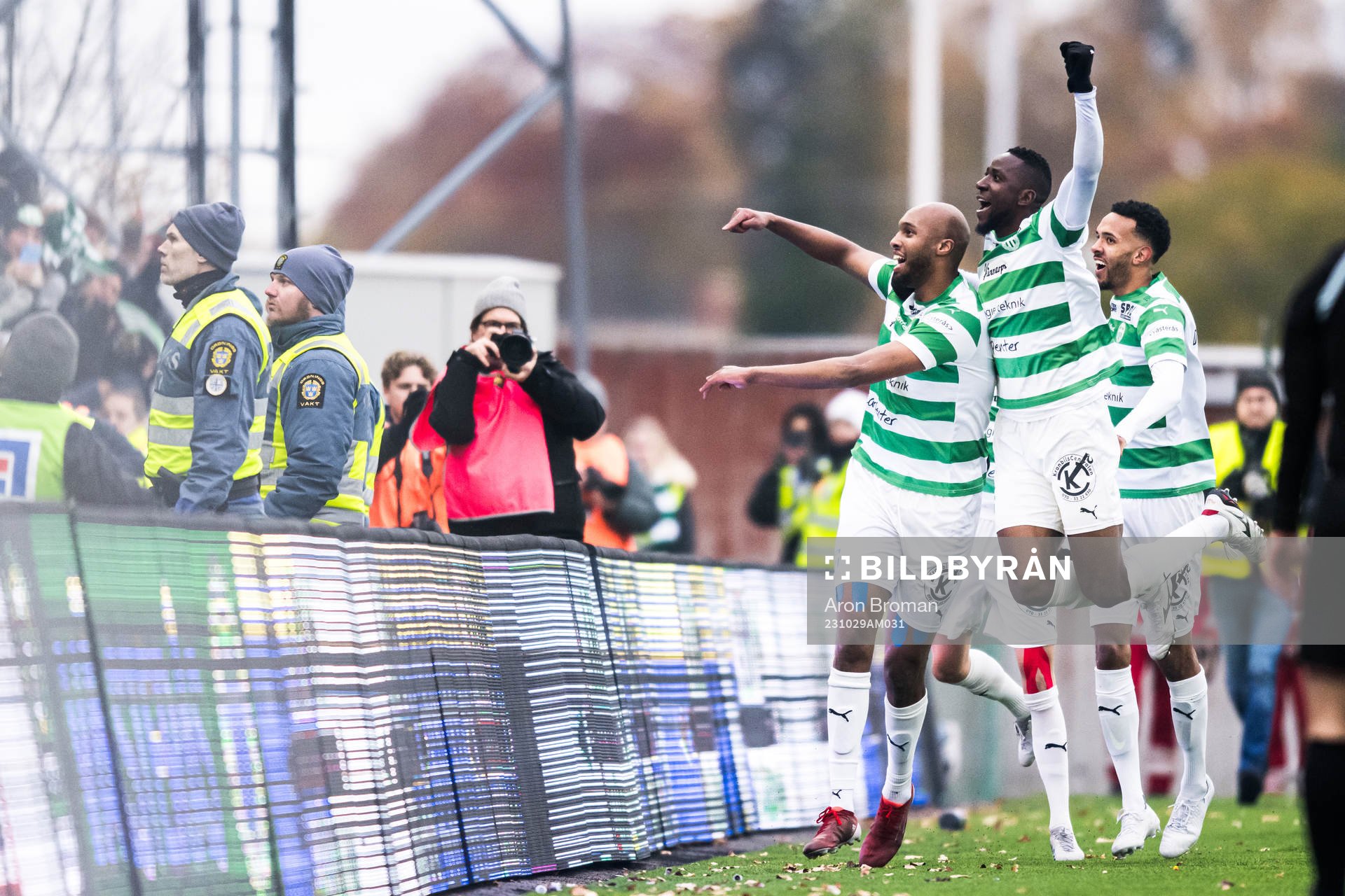 Västerås SKs Jabir Abdihakim Ali jublar