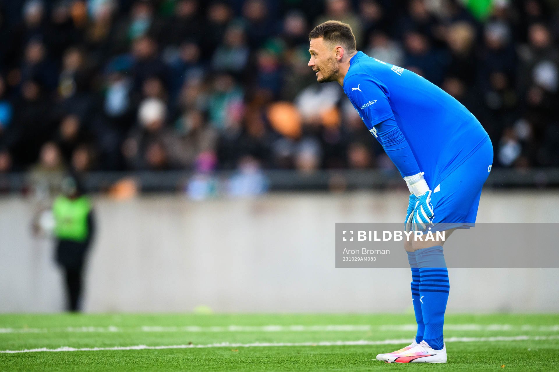 Västerås SKs målvakt Anton Fagerström deppar