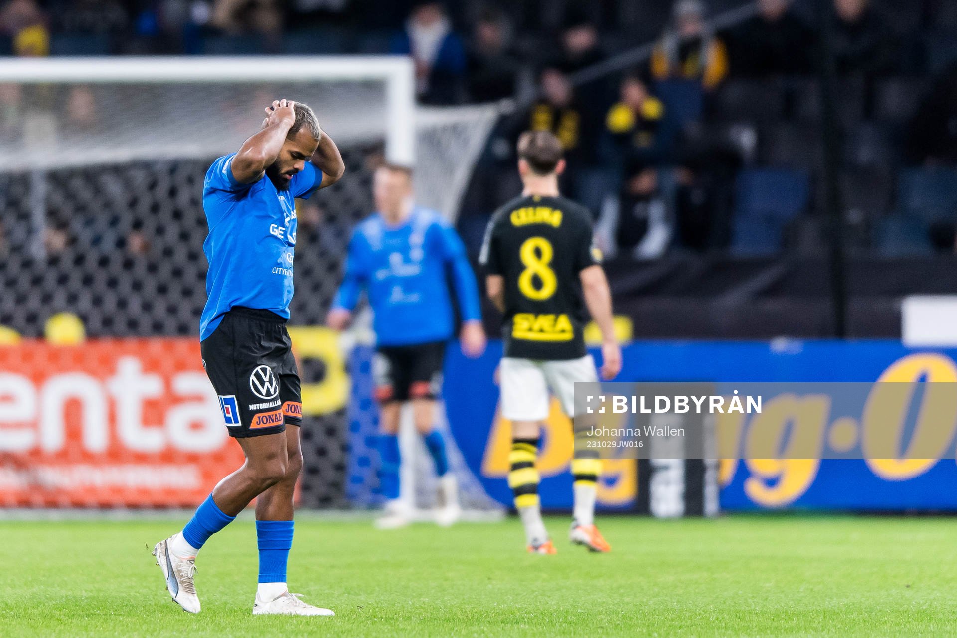 Halmstads Phil Ofosu-Ayeh deppar