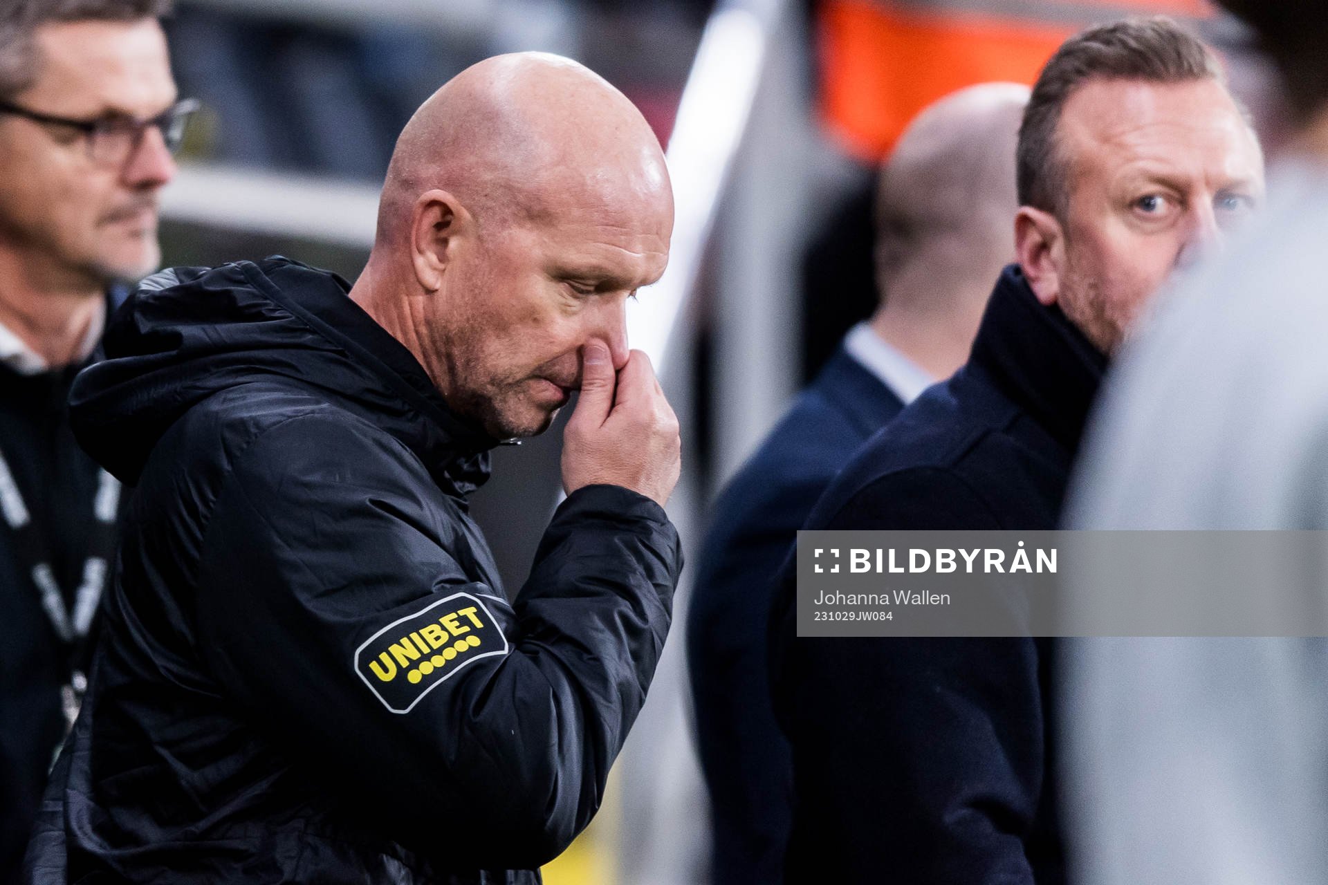 AIKs tränare Henning Berg deppar