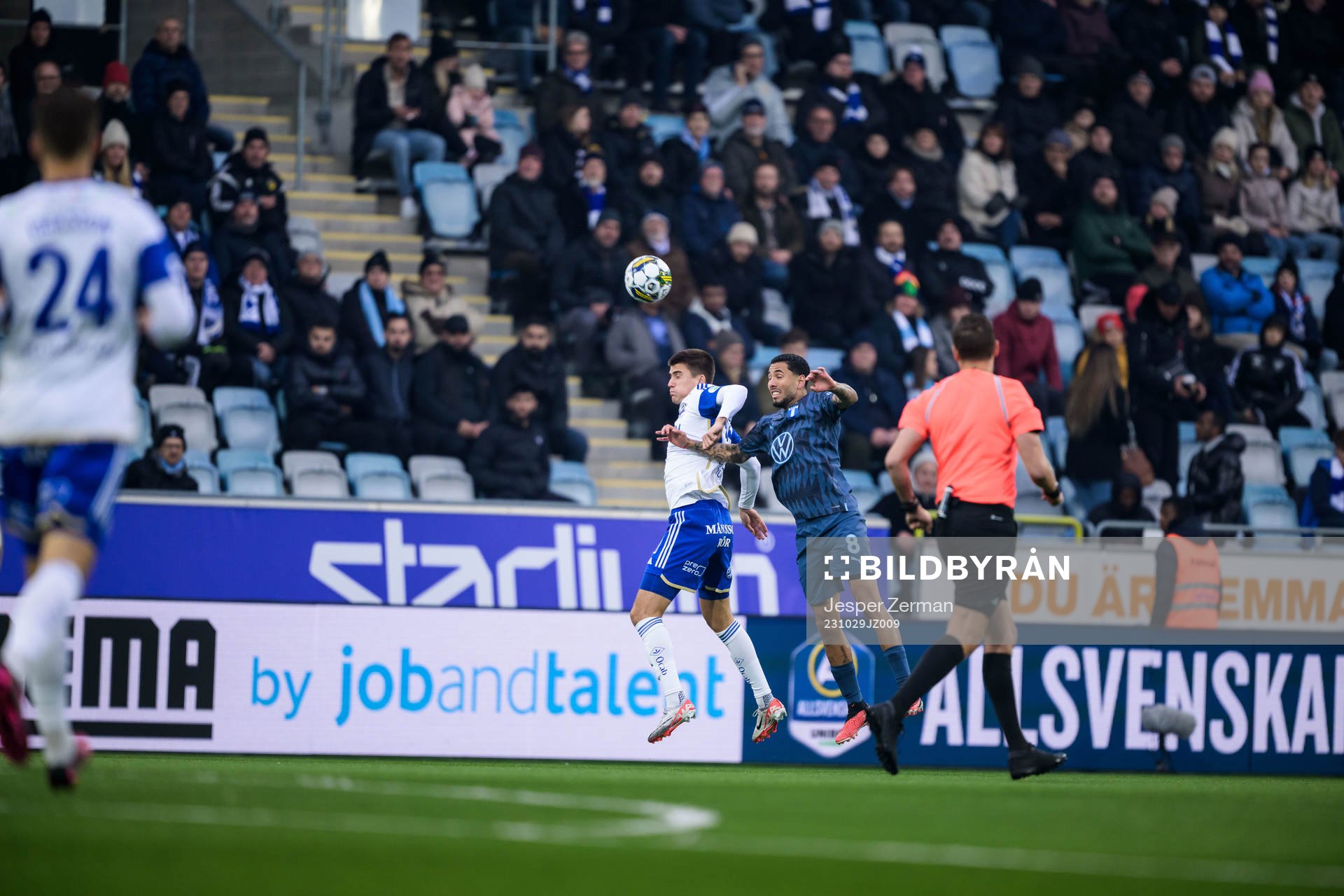 IFK Norrköpings Carl Björk och Malmö FFs Sergio Pena