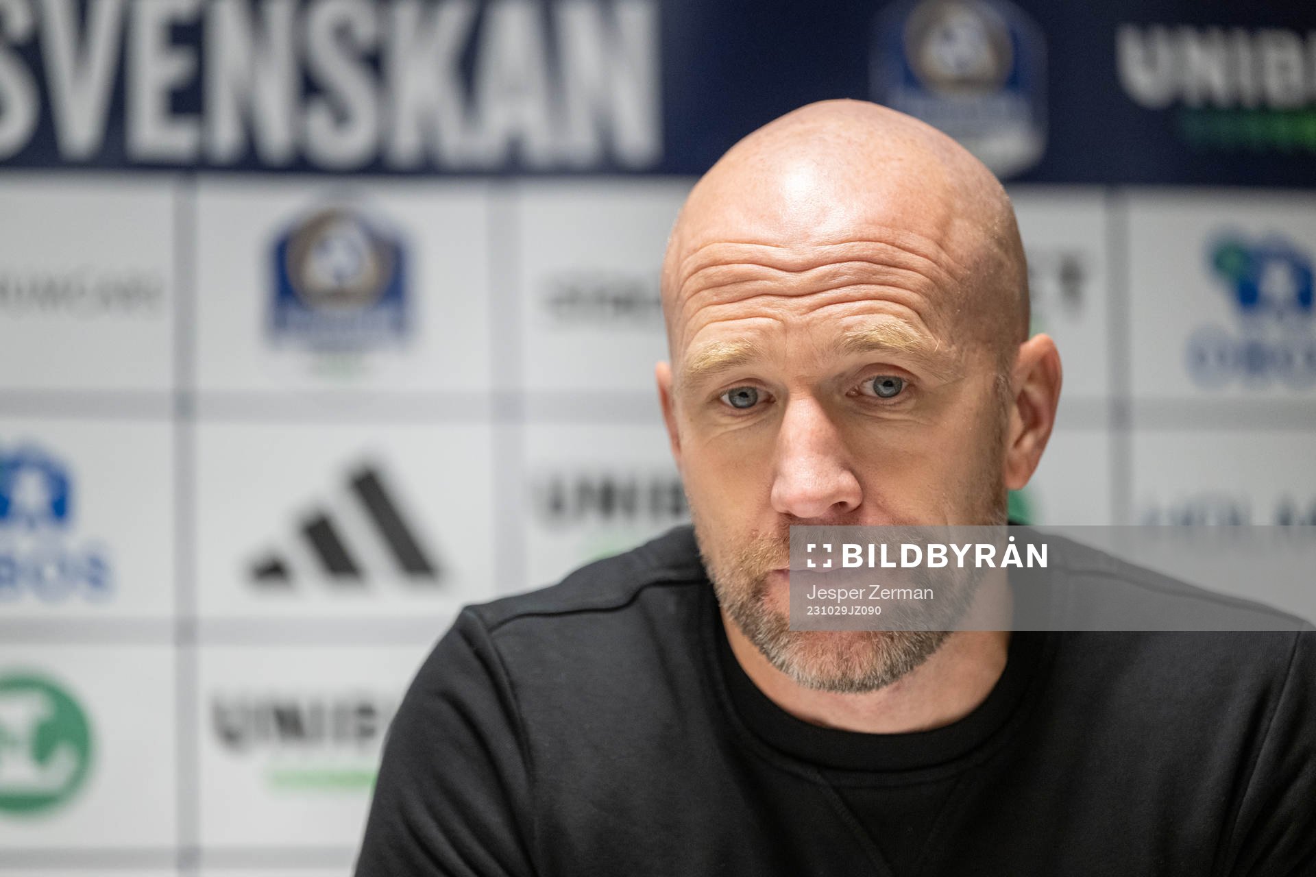 Malmö FFs tränare Henrik Rydström på en presskonferens