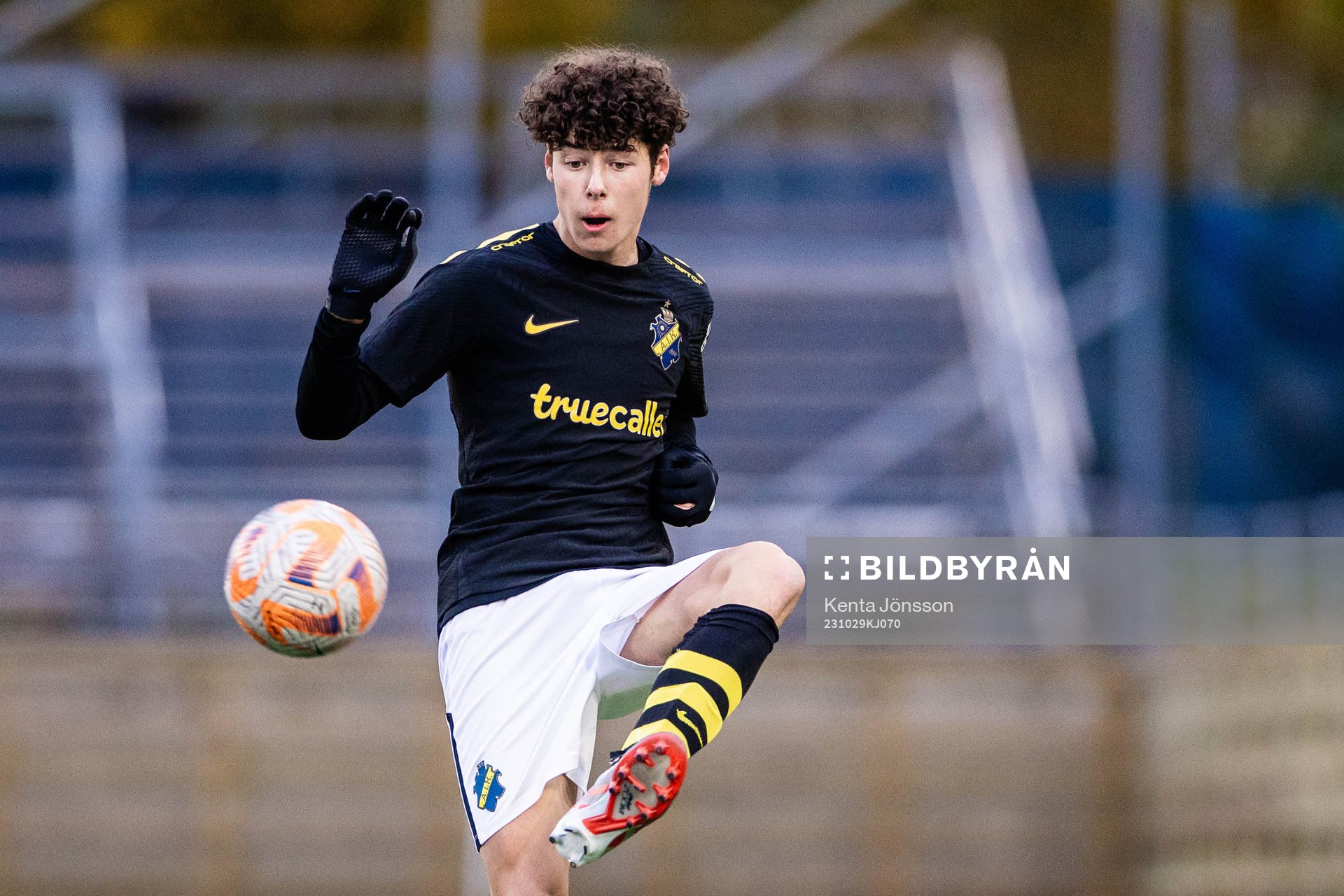 AIKs Luka Petrovic under SM-finalen i P16 Allsvenskan mellan AIK och Brommapojkarna den 29 oktober 2023 i Stockholm. 