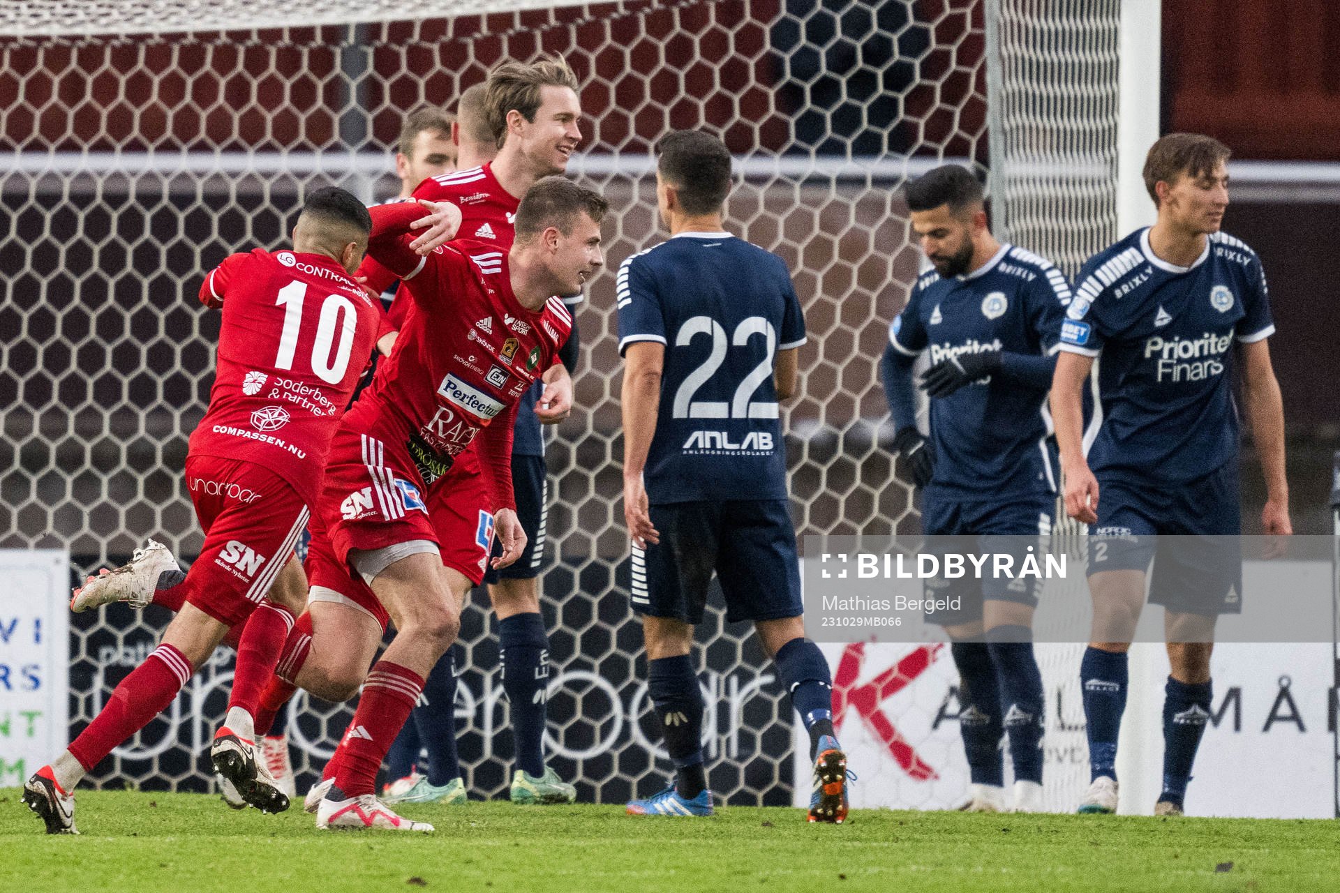 Skövde AIKs Filip Schyberg jublar