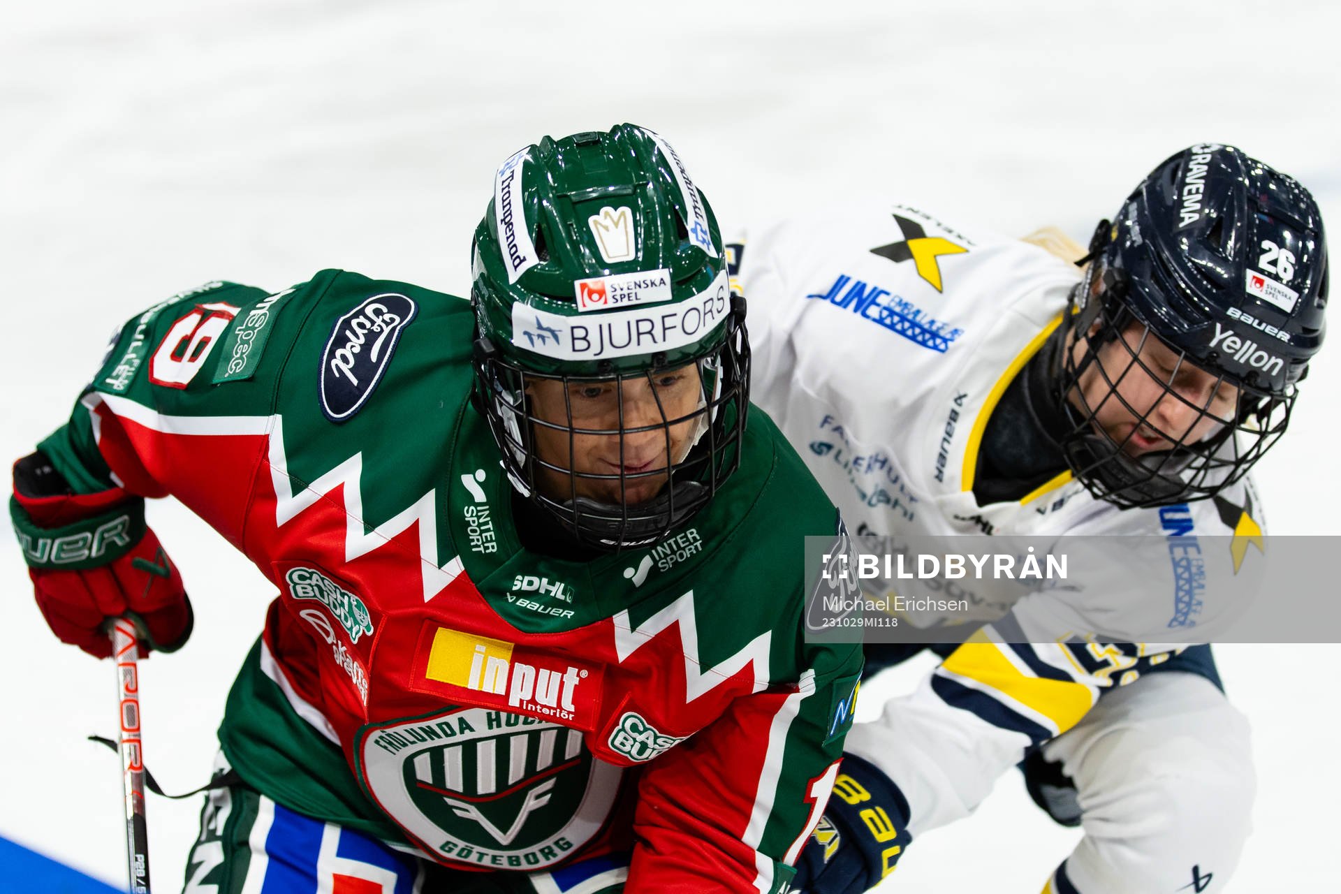 Frölundas Matilda Nilsson och HV71s Anni Montonen
