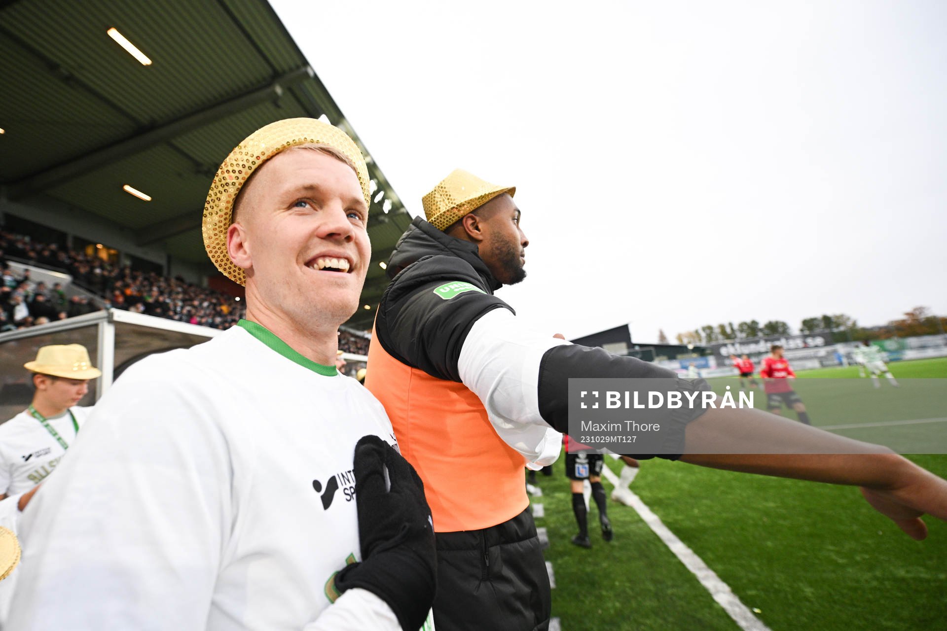 Västerås Simon Johansson jublar över avancemanget till