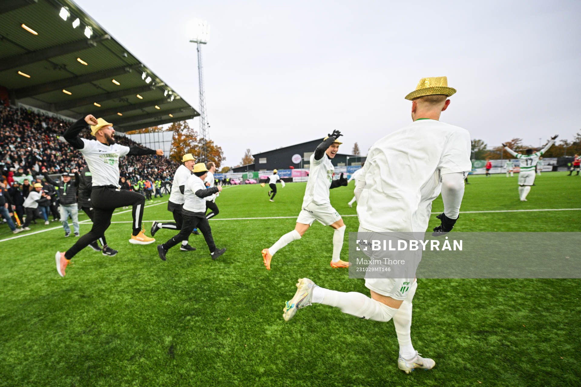 Västerås spelare jublar över avancemanget till