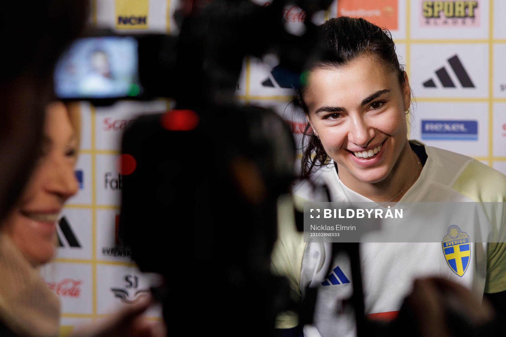 målvakt Zecira Musovic of the Swedish women's national
