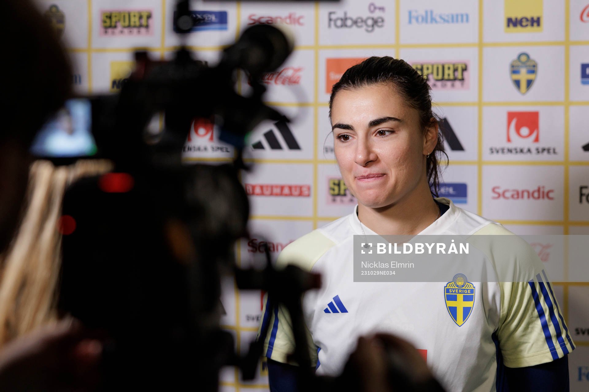 målvakt Zecira Musovic of the Swedish women's national