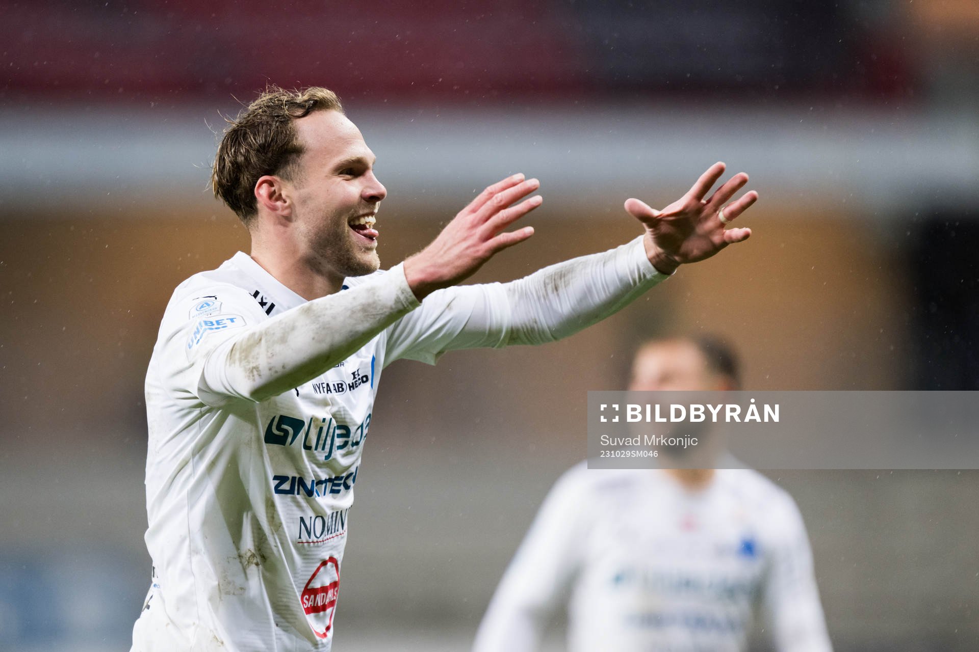 Värnamos Gustav Engvall jublar