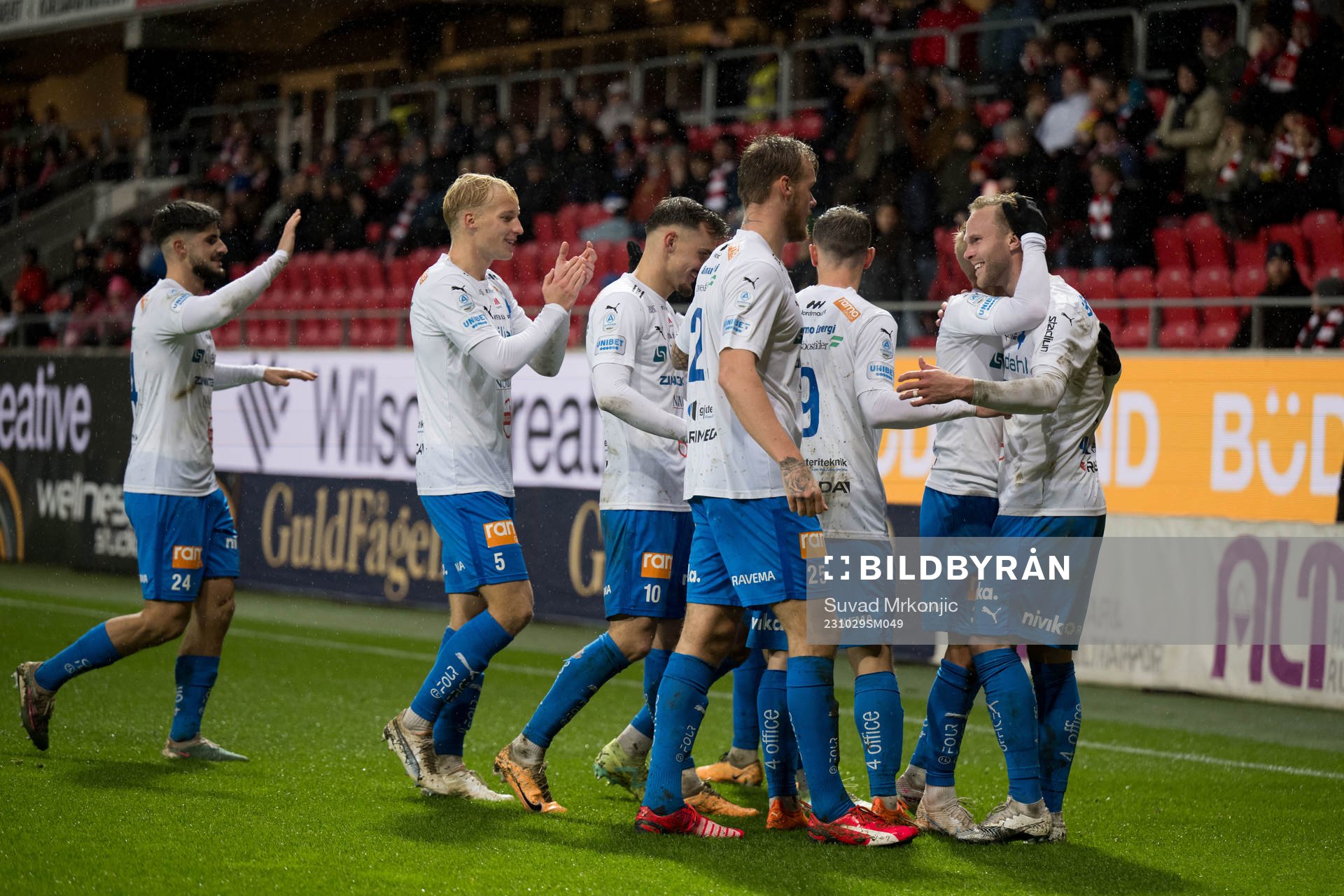 Värnamos Gustav Engvall jublar