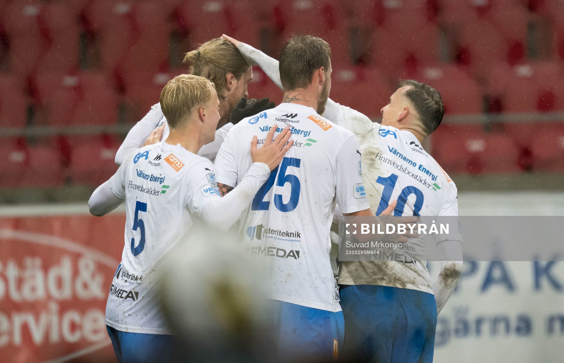 Värnamos Hampus Näsström jublar