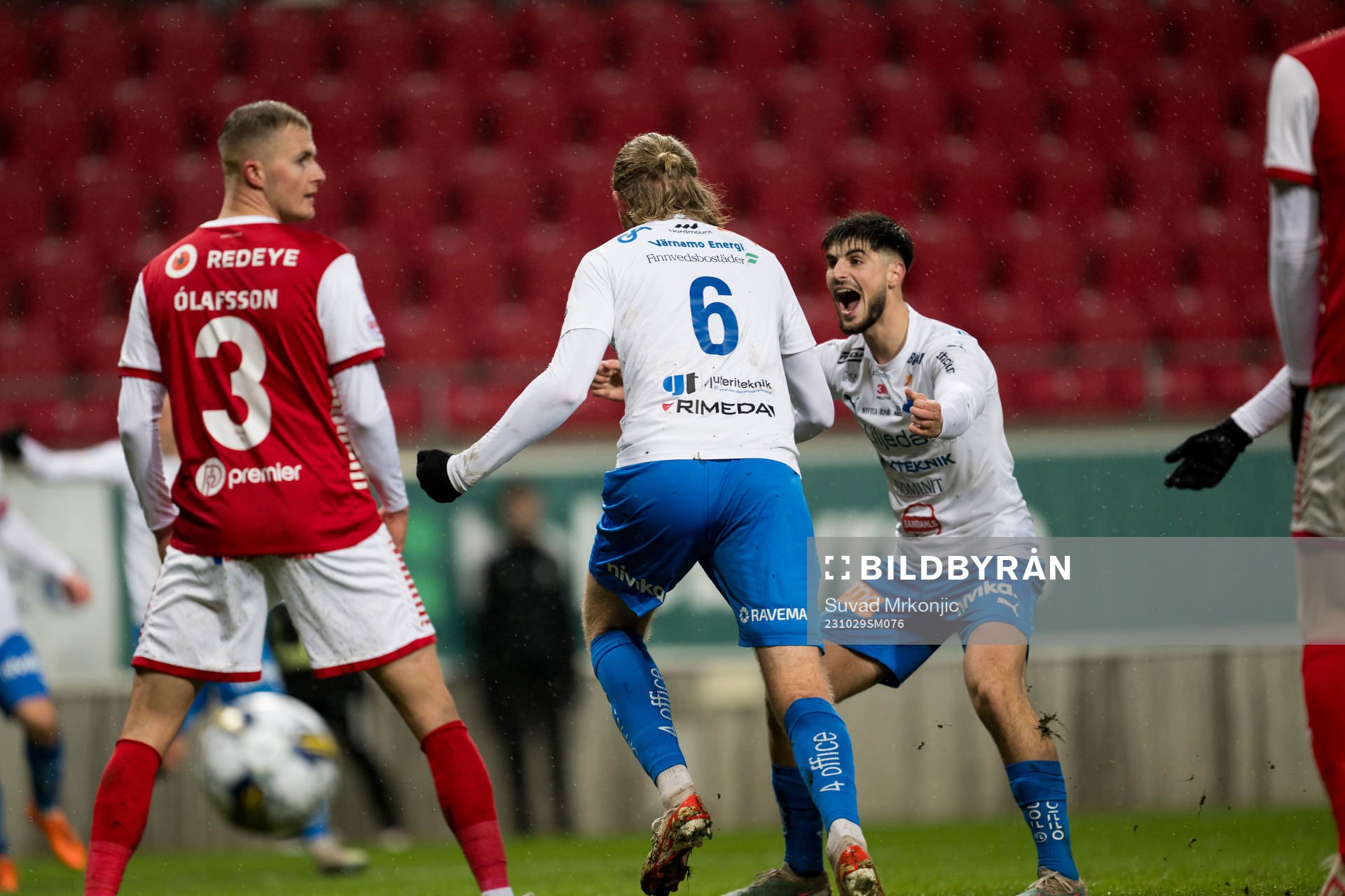 Värnamos Hampus Näsström jublar