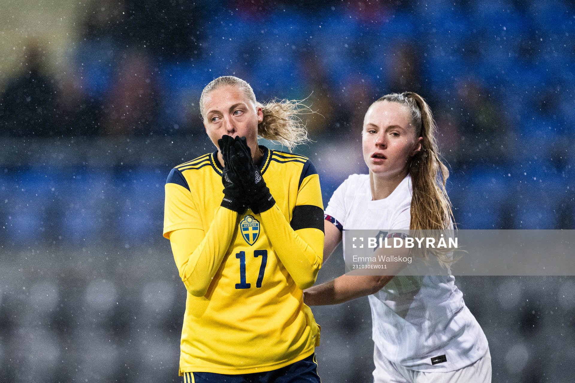 Elma Junttila Nelhage of Sweden looks dejected