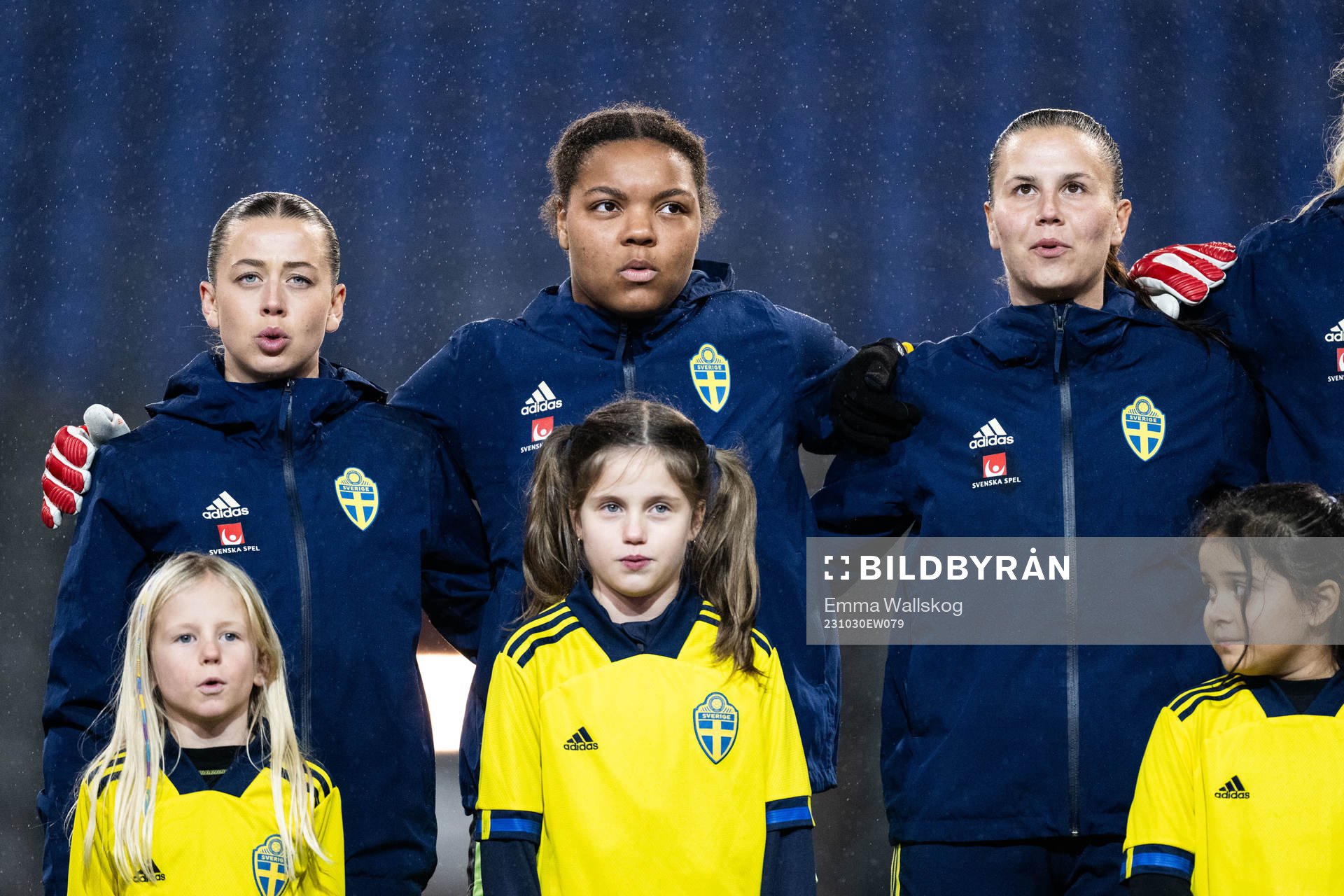 Cornelia Kapocs, goalkeeper Serina Iddrisu Backmark and