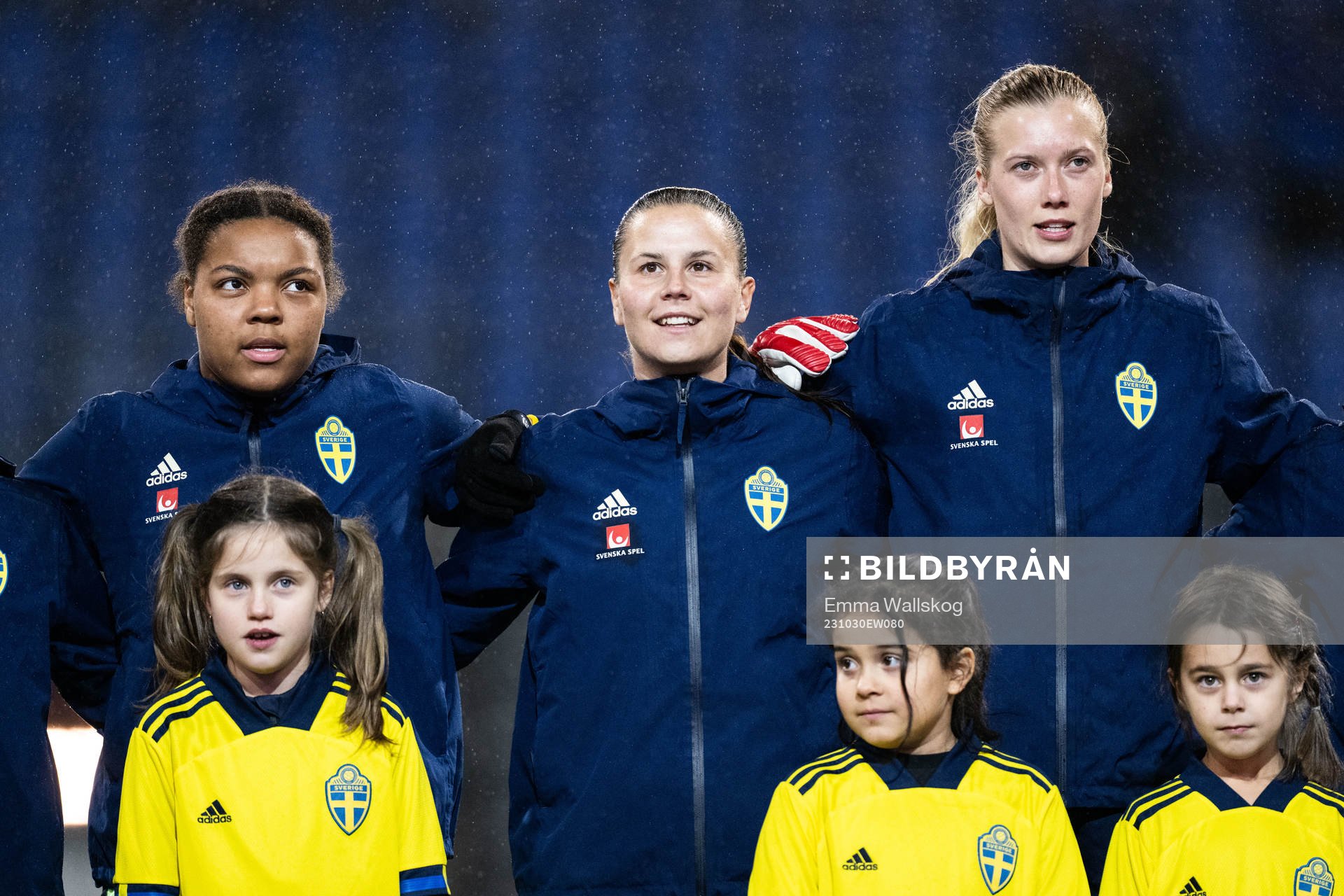 Goalkeeper Serina Iddrisu Backmark, Josefin Harrysson and