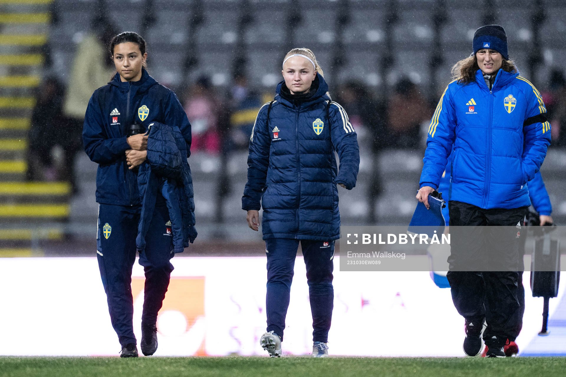 Annika Svensson, Lova Sternfeldt and goalkeeper coach Sofia