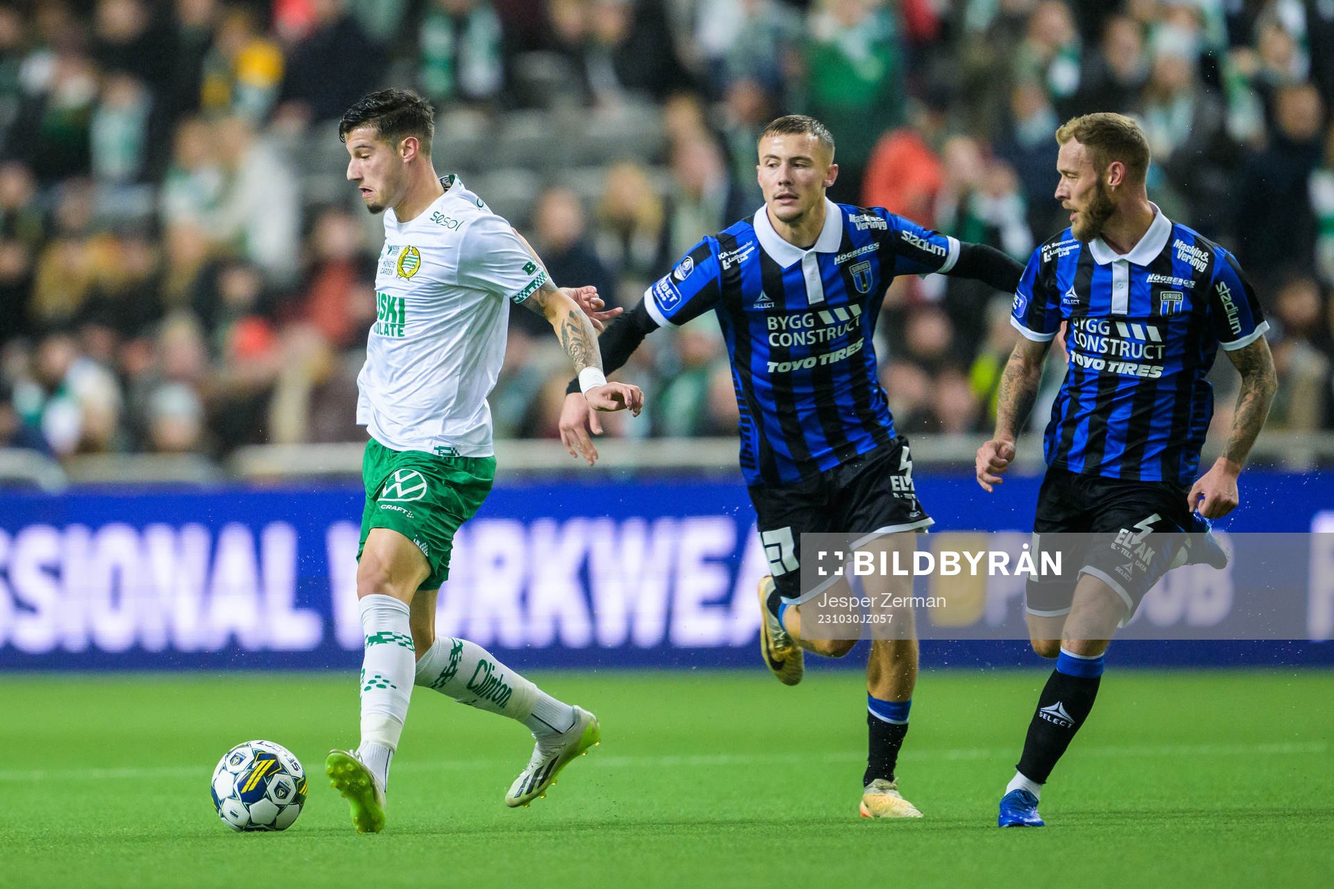 Hammarbys Viktor Djukanovic mot Sirius Melker Heier och