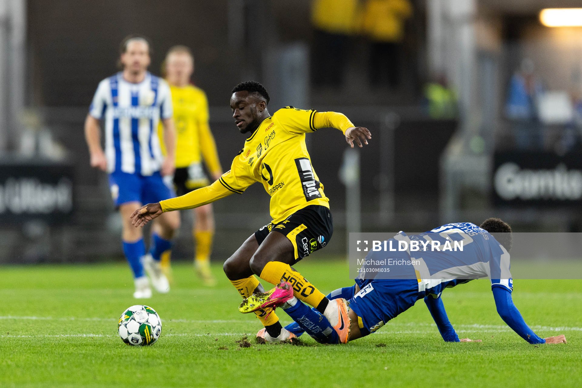 Elfsborgs Emmanuel Boateng och IFK Göteborgs Thomas Santos