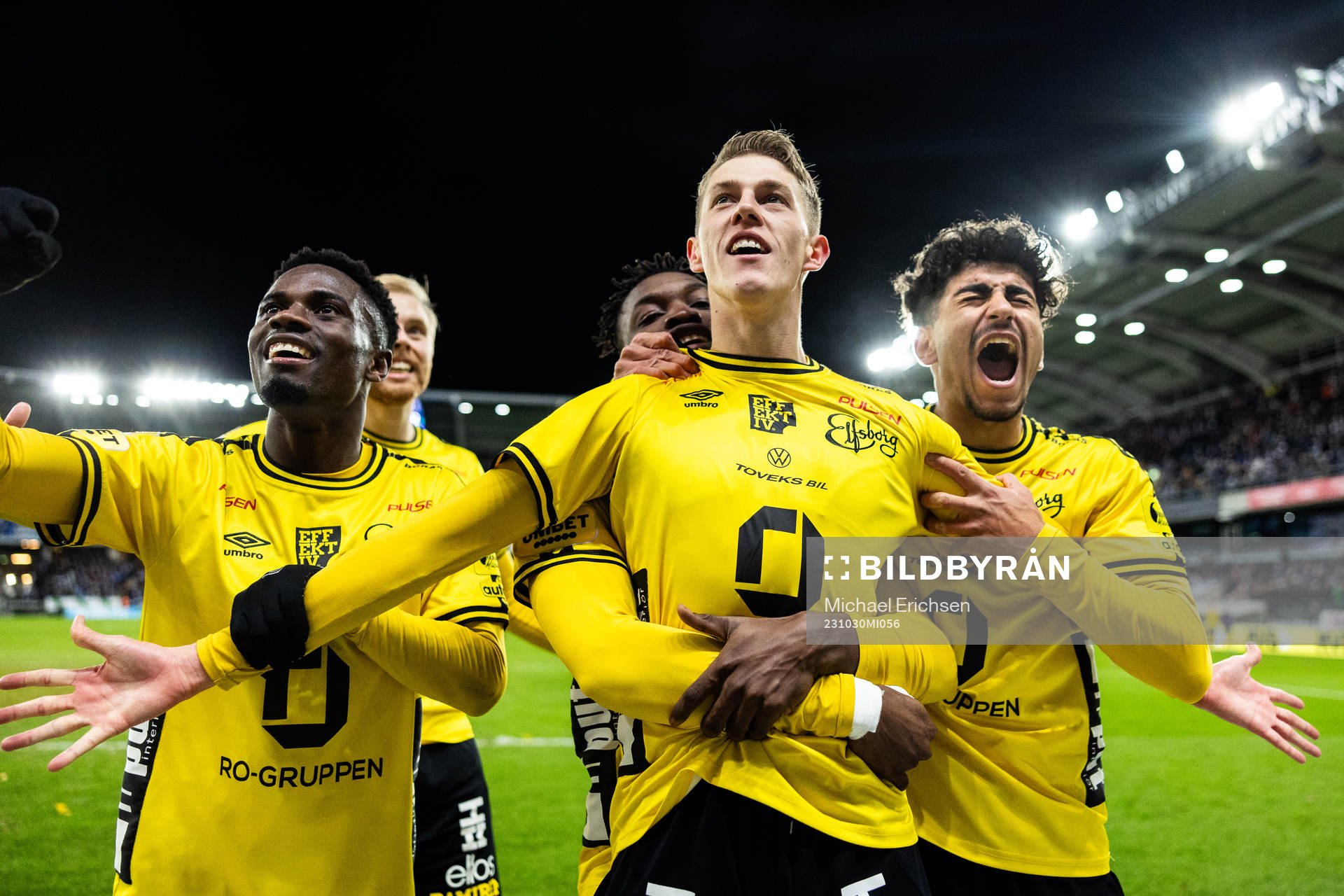 Elfsborgs Alexander Bernhardsson jublar