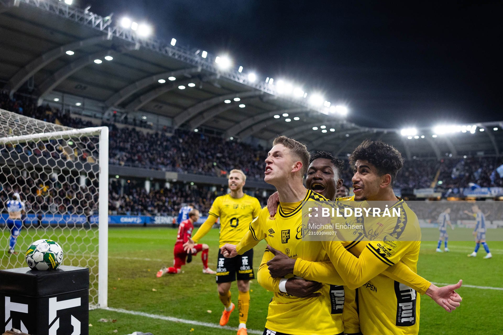Elfsborgs Alexander Bernhardsson jublar