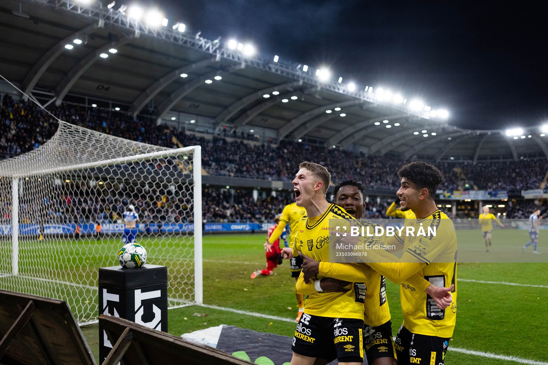Elfsborgs Alexander Bernhardsson jublar