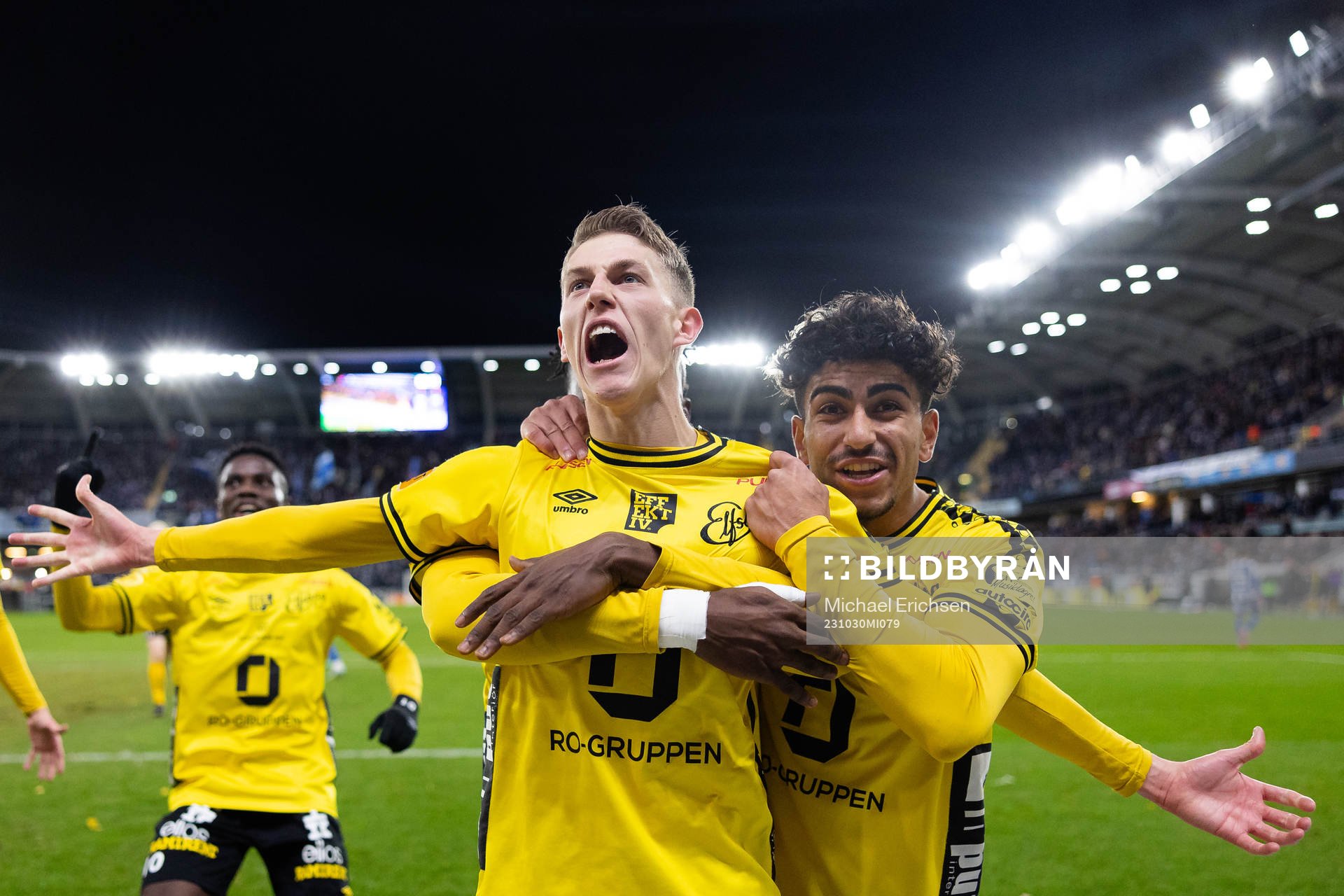 Elfsborgs Alexander Bernhardsson jublar