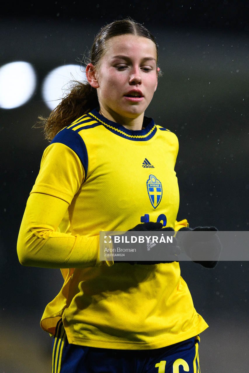 Elsa Pelgander of Sweden