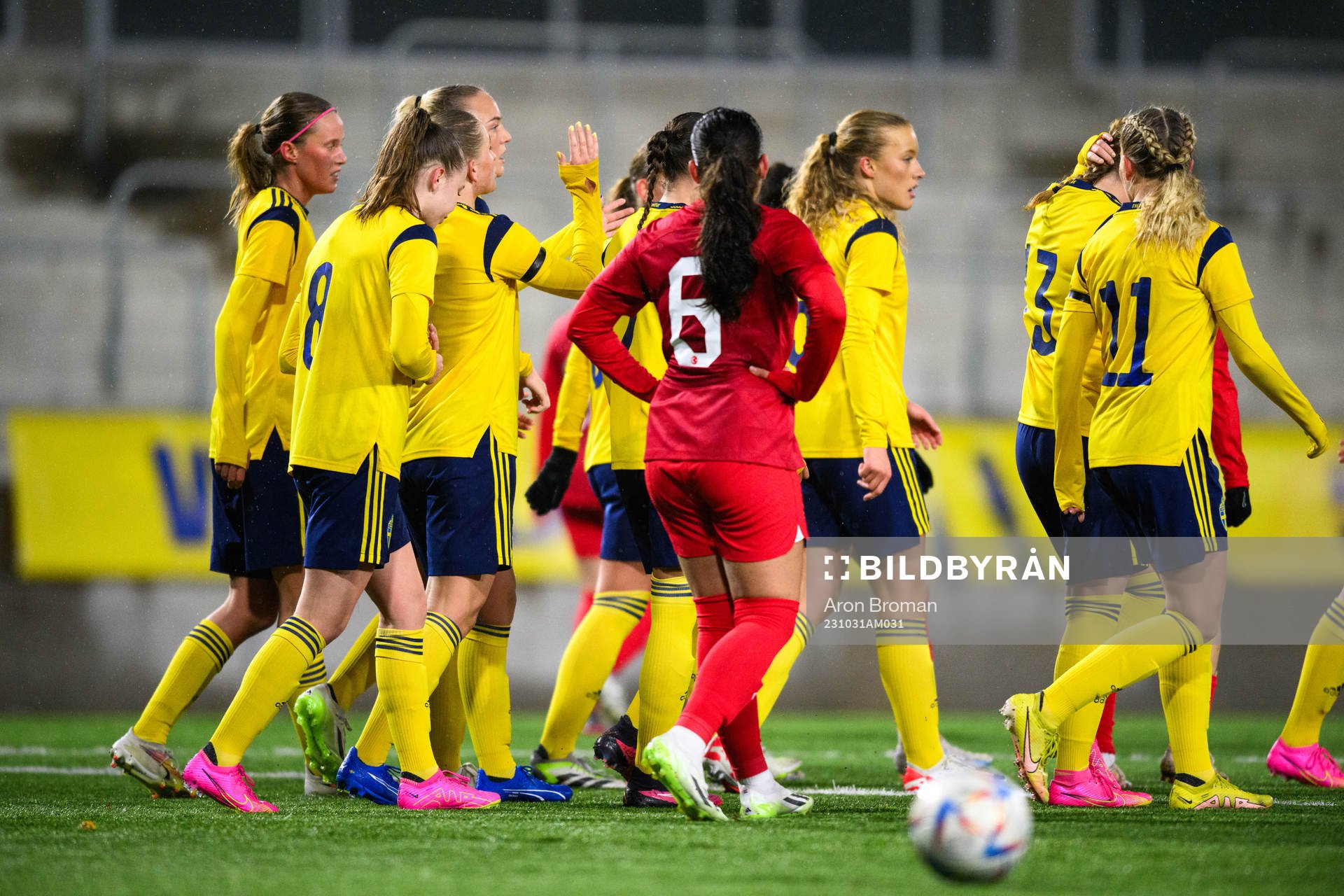 Klara Svensson Senelius of Sweden celebrates with teammates