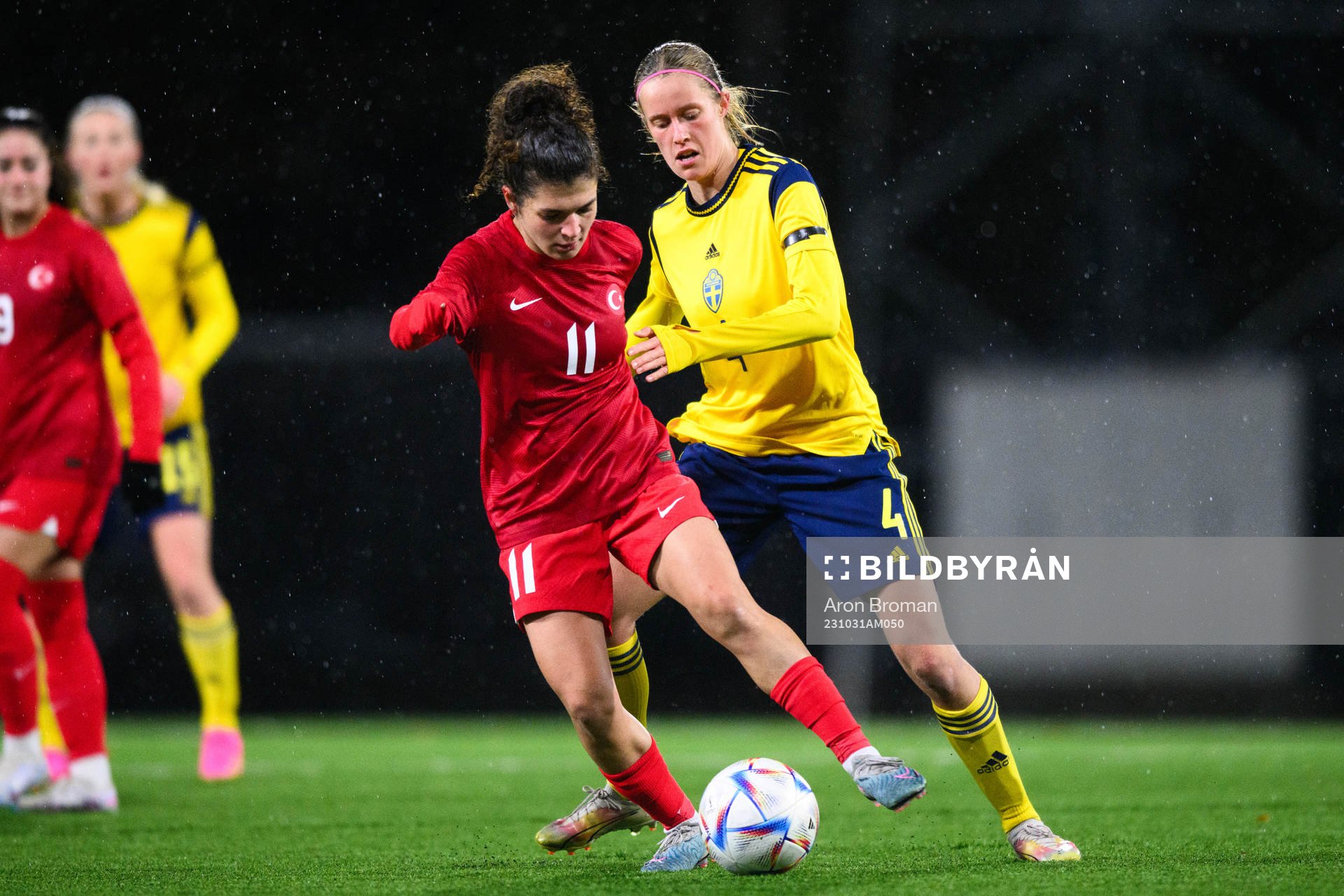 Tuana Yilmaz of Turkiet and Klara Svensson Senelius of Sweden during the UEFA Women's under-19 Euro Qualifier football match between Turkey and Sweden on October 31, 2023 in Västerås.