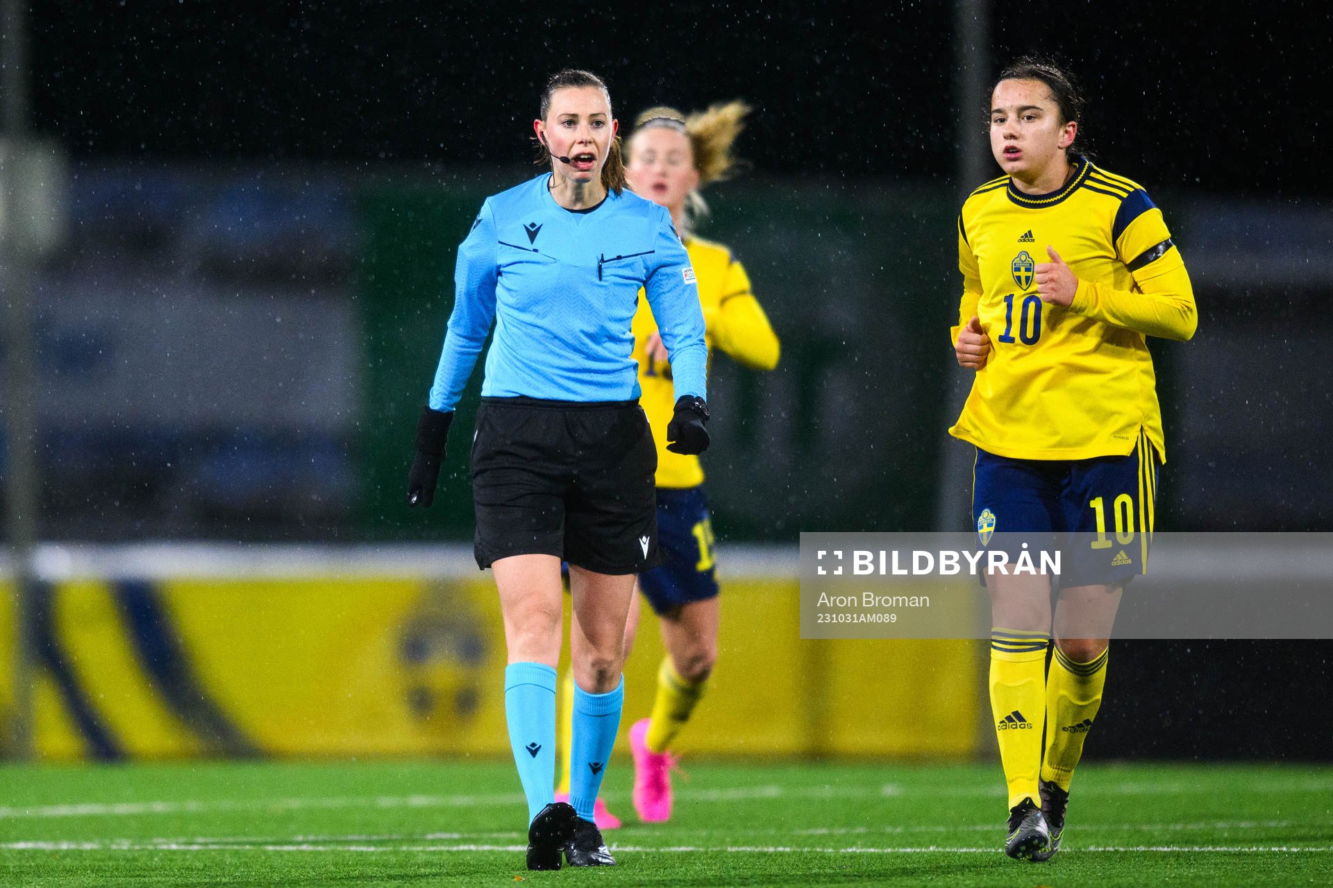 Referee Alexandra Collin