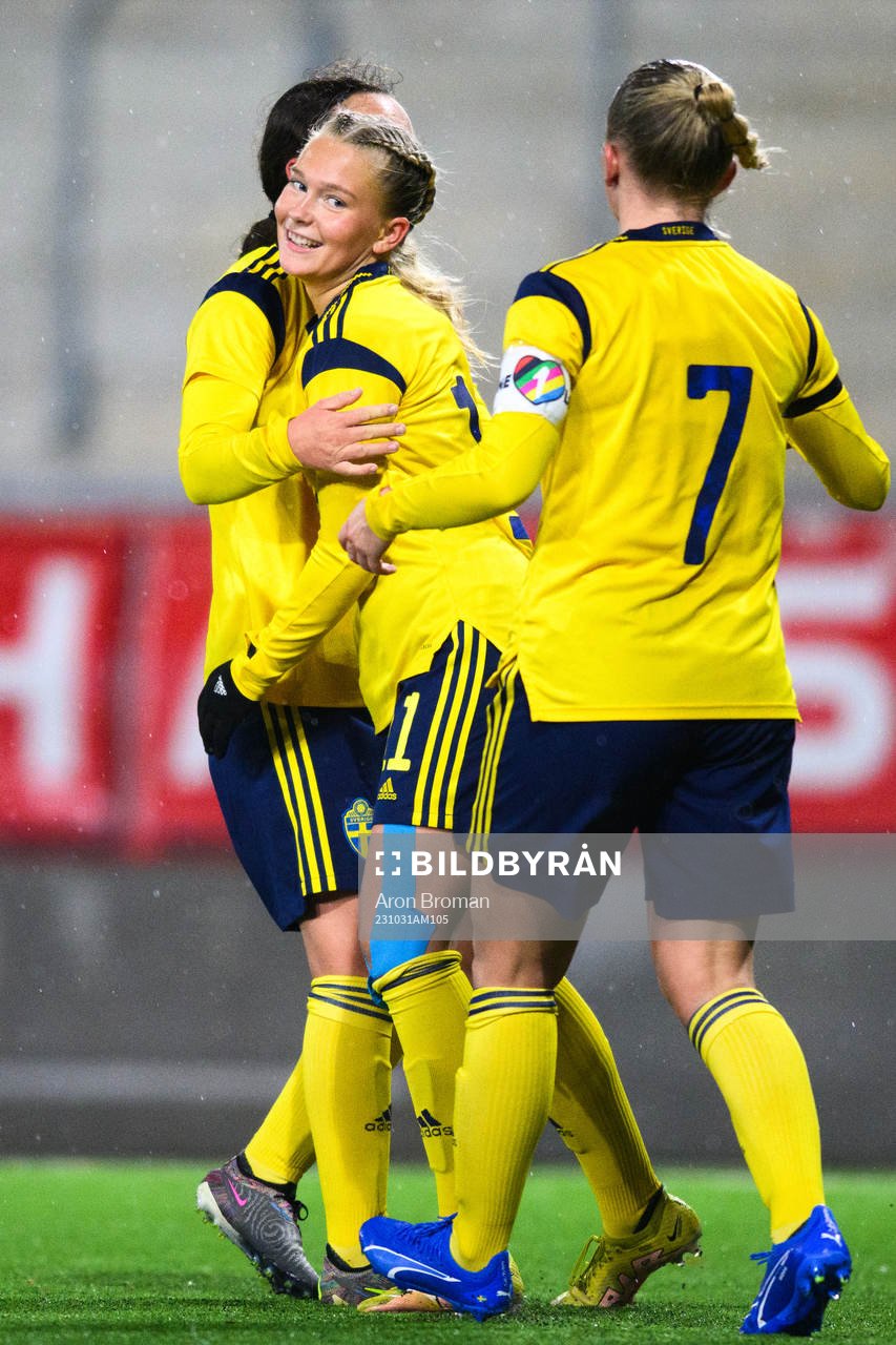 Tilda Sandén of Sweden celebrates