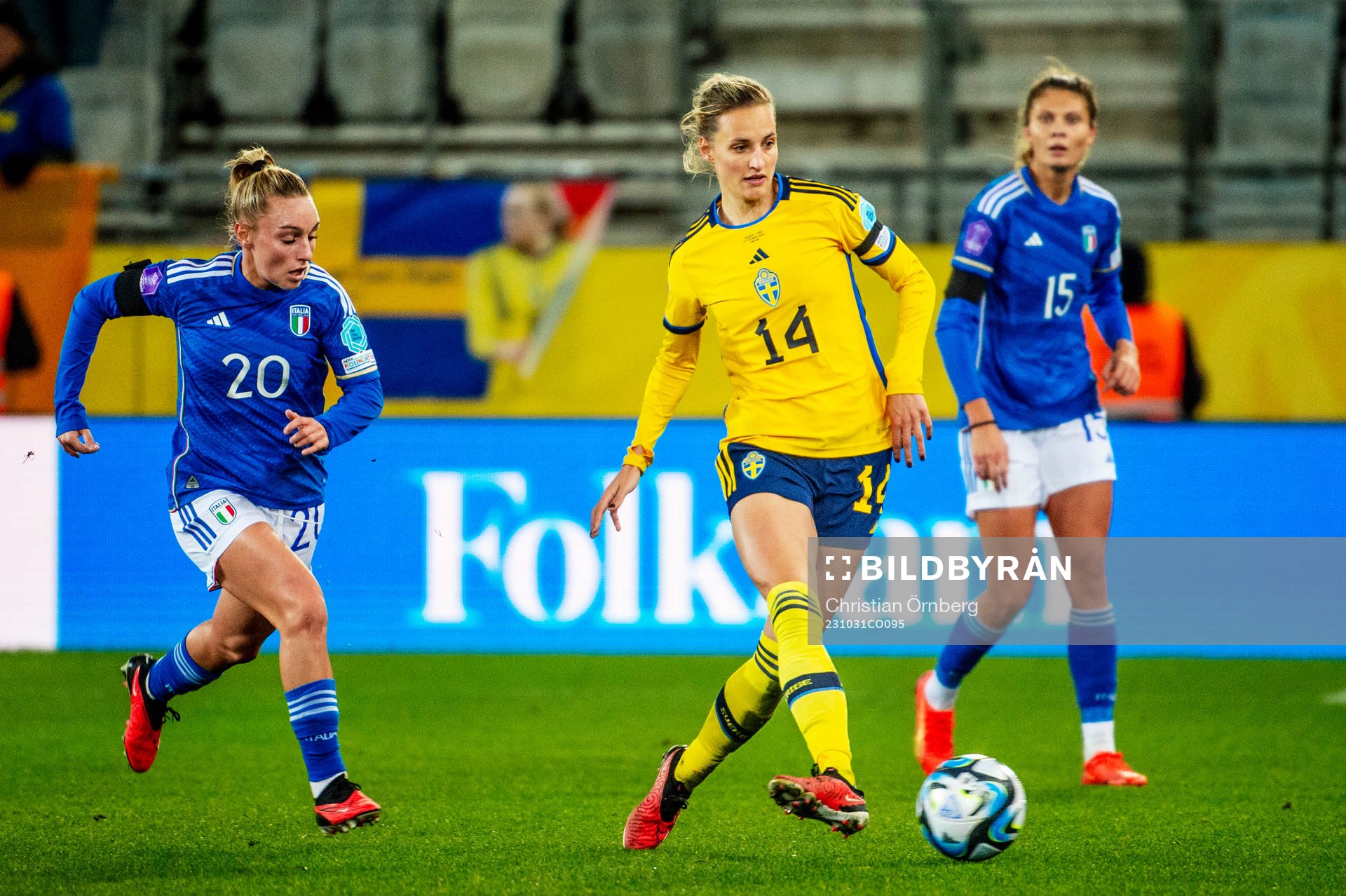 Nathalie Björn of Sweden and Giada Greggi of Italien