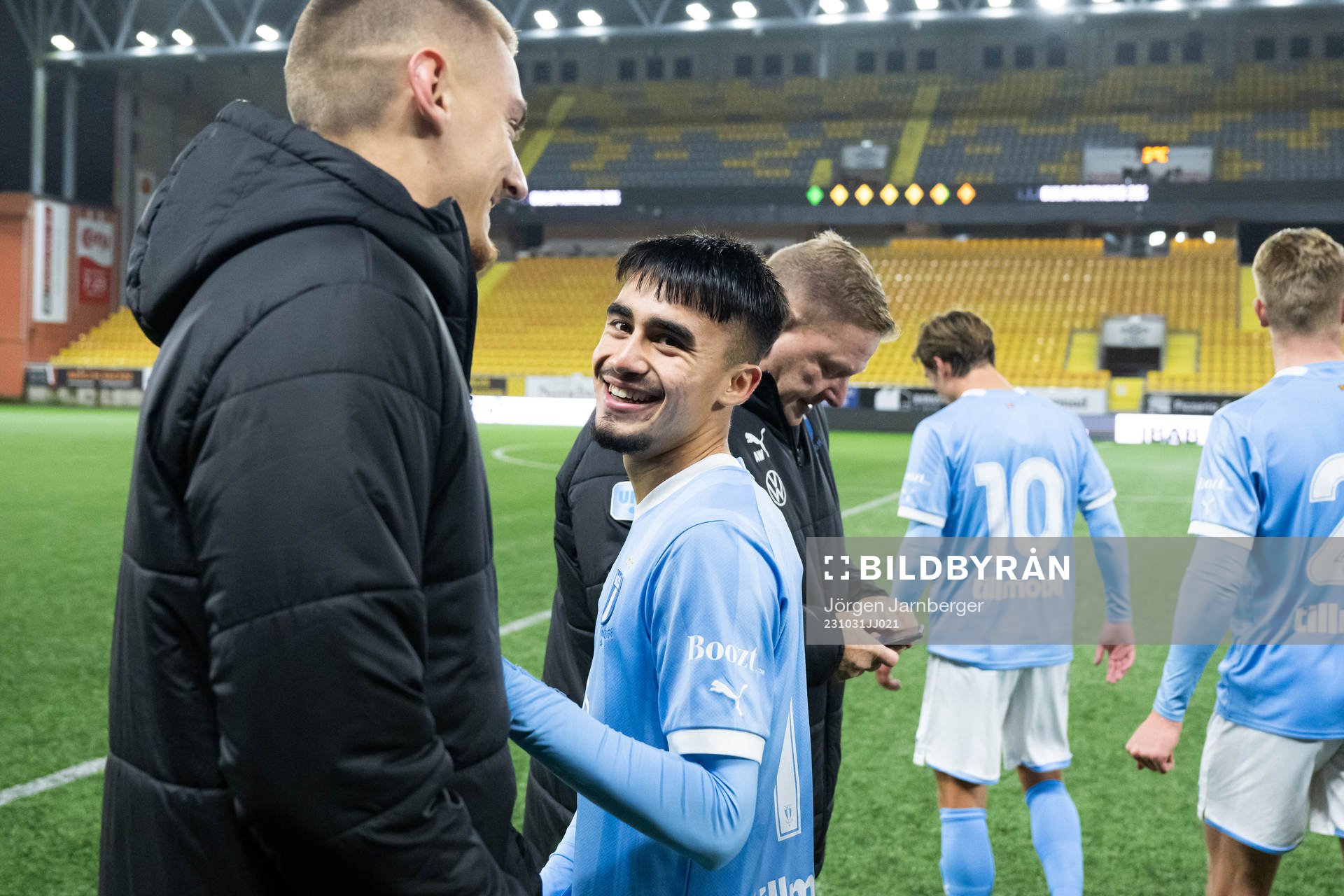 Malmö FFs Alexander Hughes jublar efter finalen i U21 Allsvenskan mellan Elfsborg och Malmö FF den 31 oktober 2023 i Borås. 