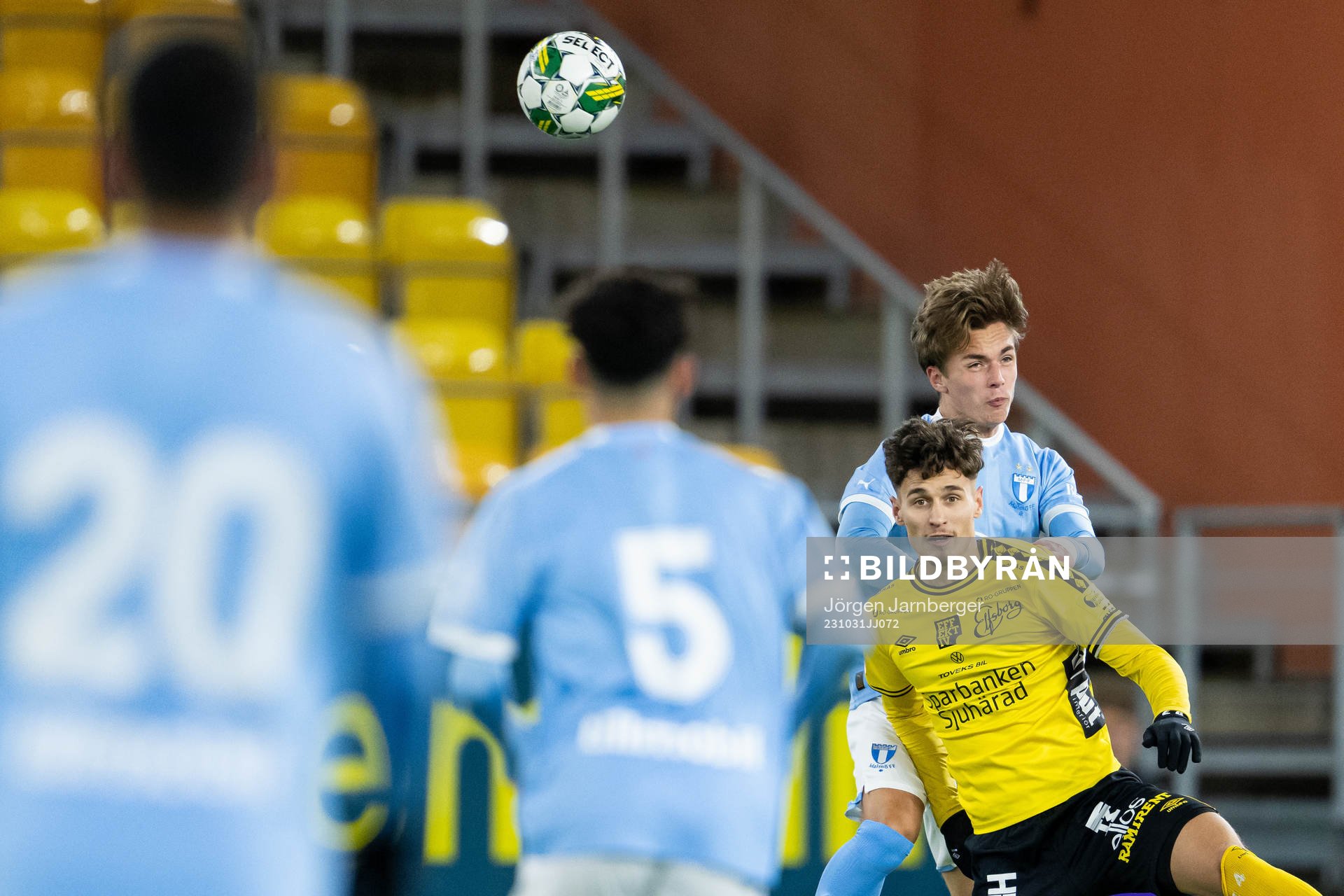 Malmö FFs Simon Lindfors och Elfsborgs Camil Jebara