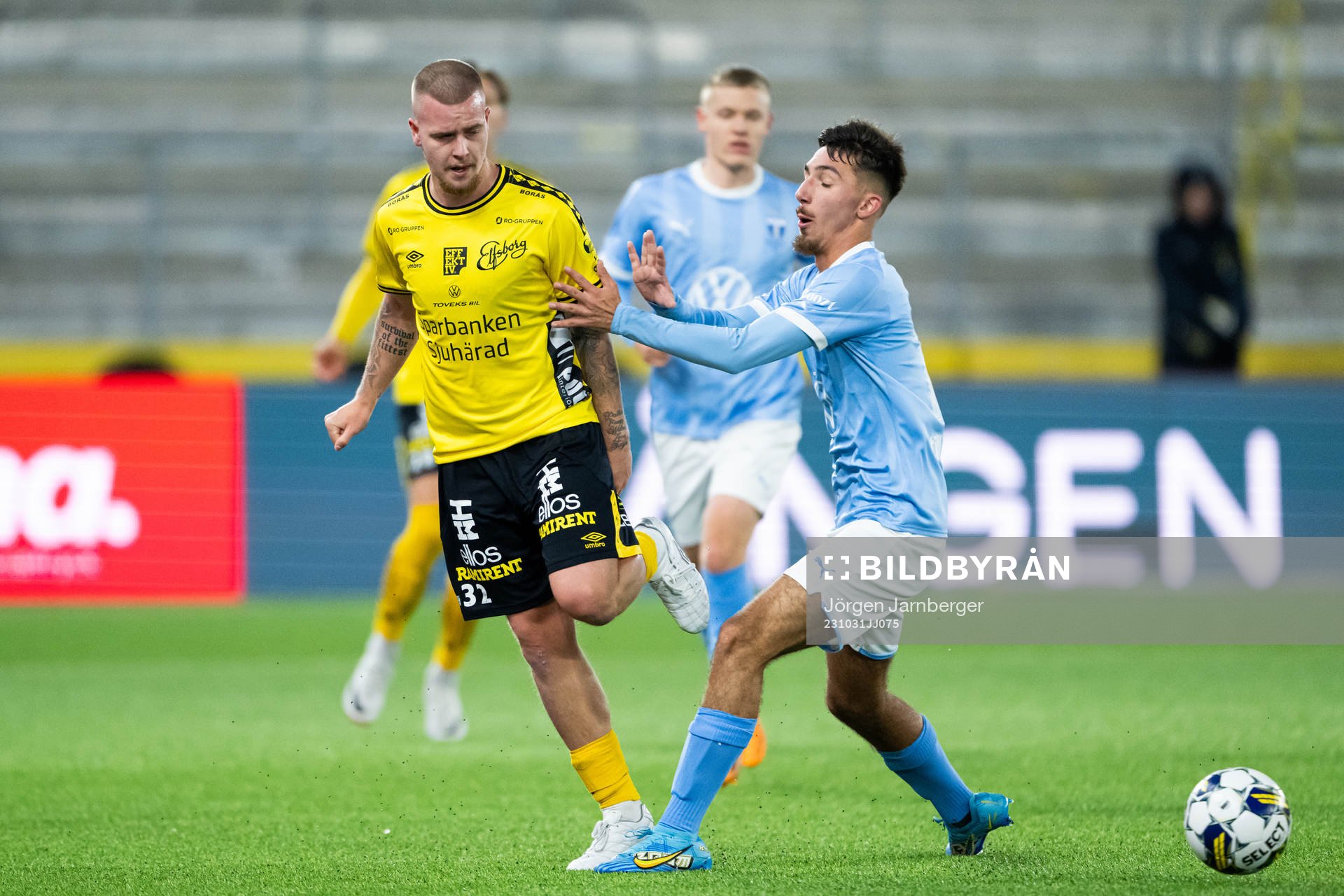 Elfsborgs Viktor Widell och Malmö FFs Alexandru Ghita