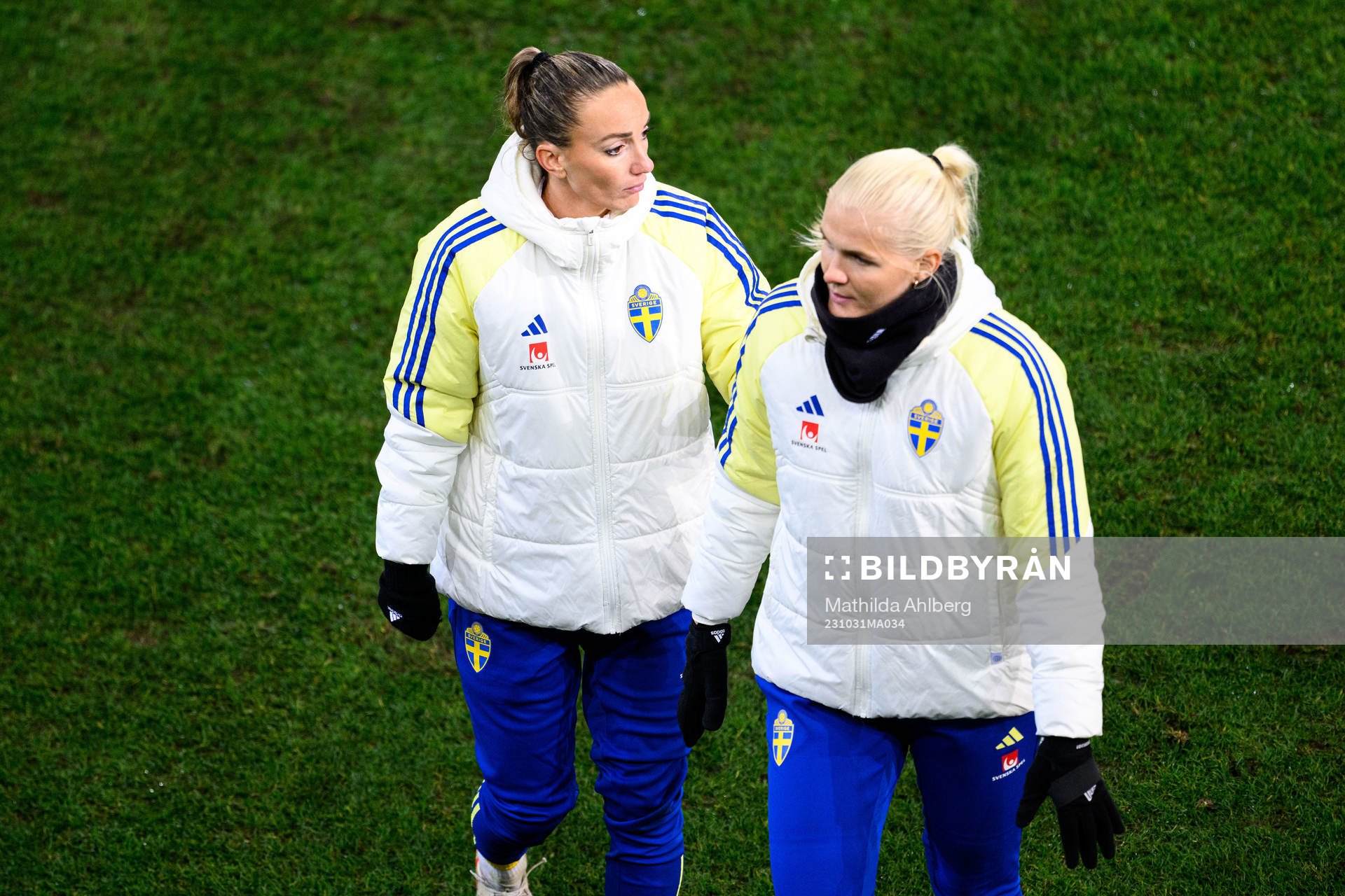 Kosovare Asllani of Sweden looks dejected