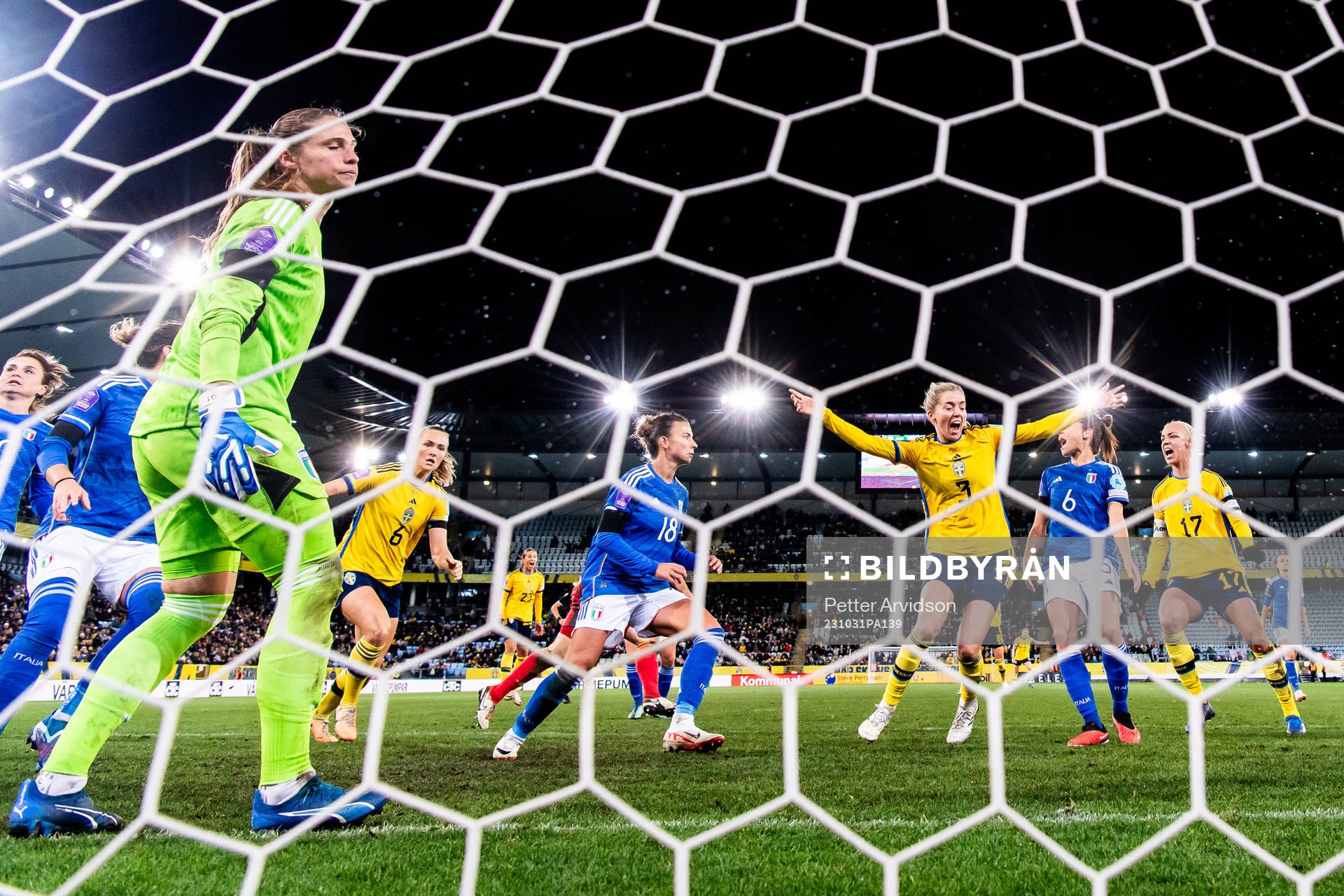 Linda Sembrant of Sweden celebrate with Caroline Seger
