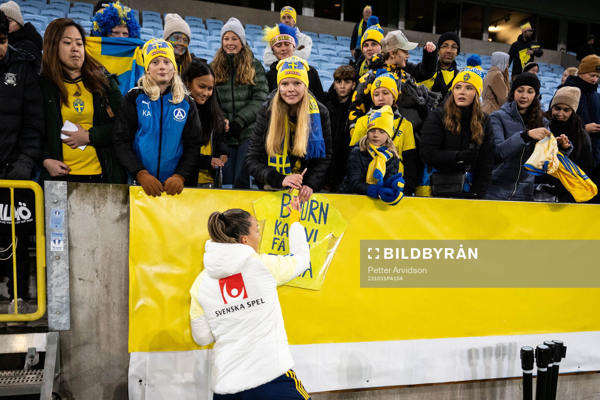 Johanna Rytting Kaneryd of Sweden with fans