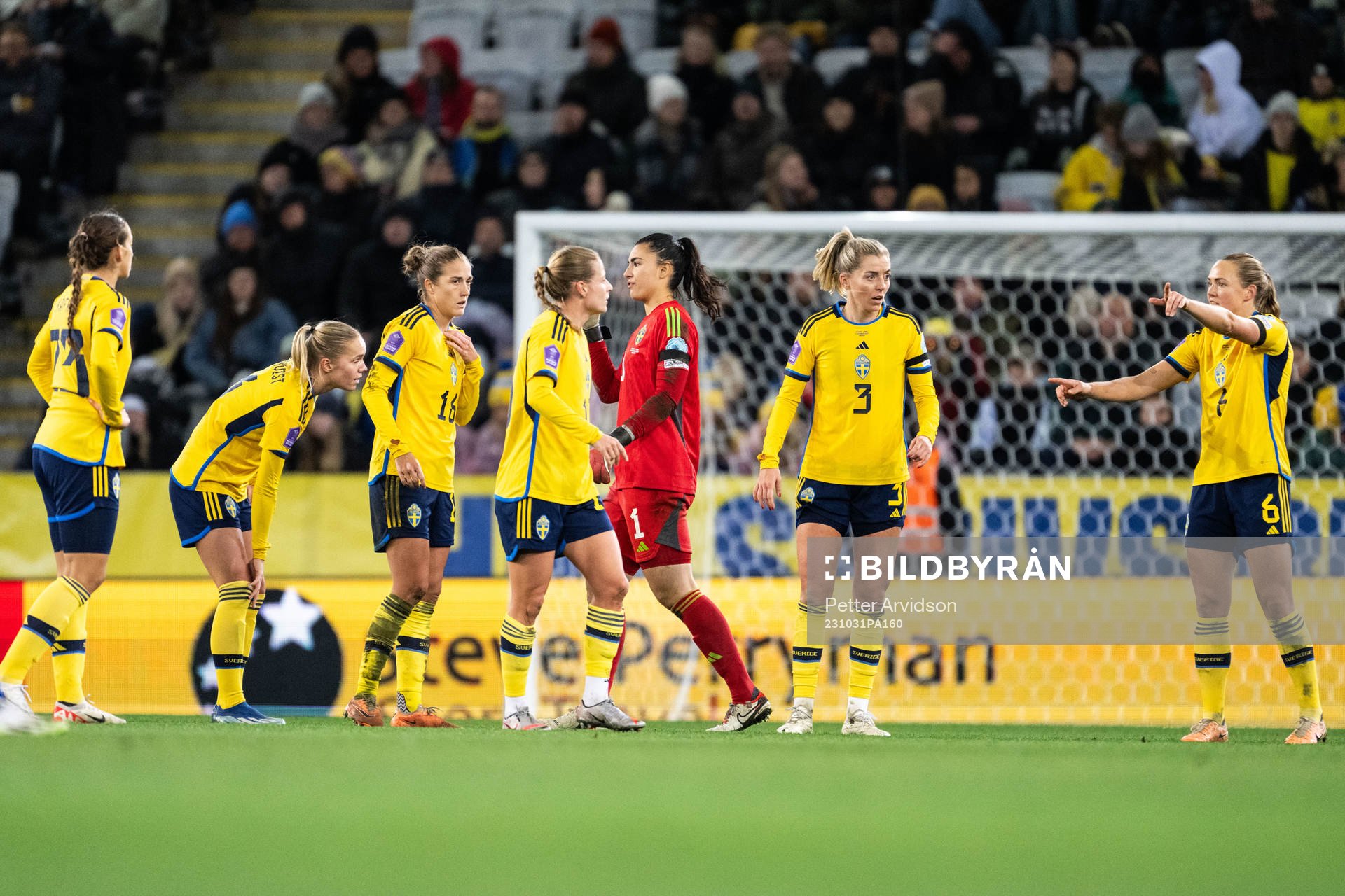 Filippa Angeldahl, goalkeeper Zecira Musovic and Linda