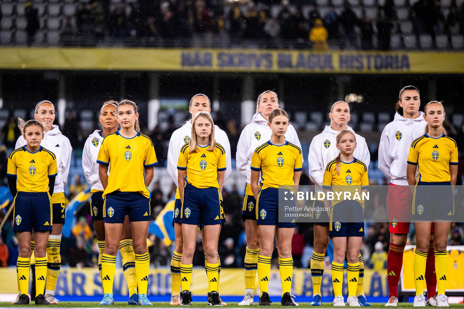 Kosovare Asllani, Madelen Janogy, Magdalena Eriksson, Linda