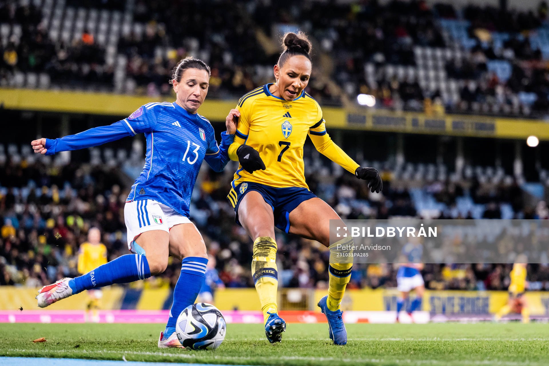Lucia Di Guglielmo of Italy and Madelen Janogy of Sweden