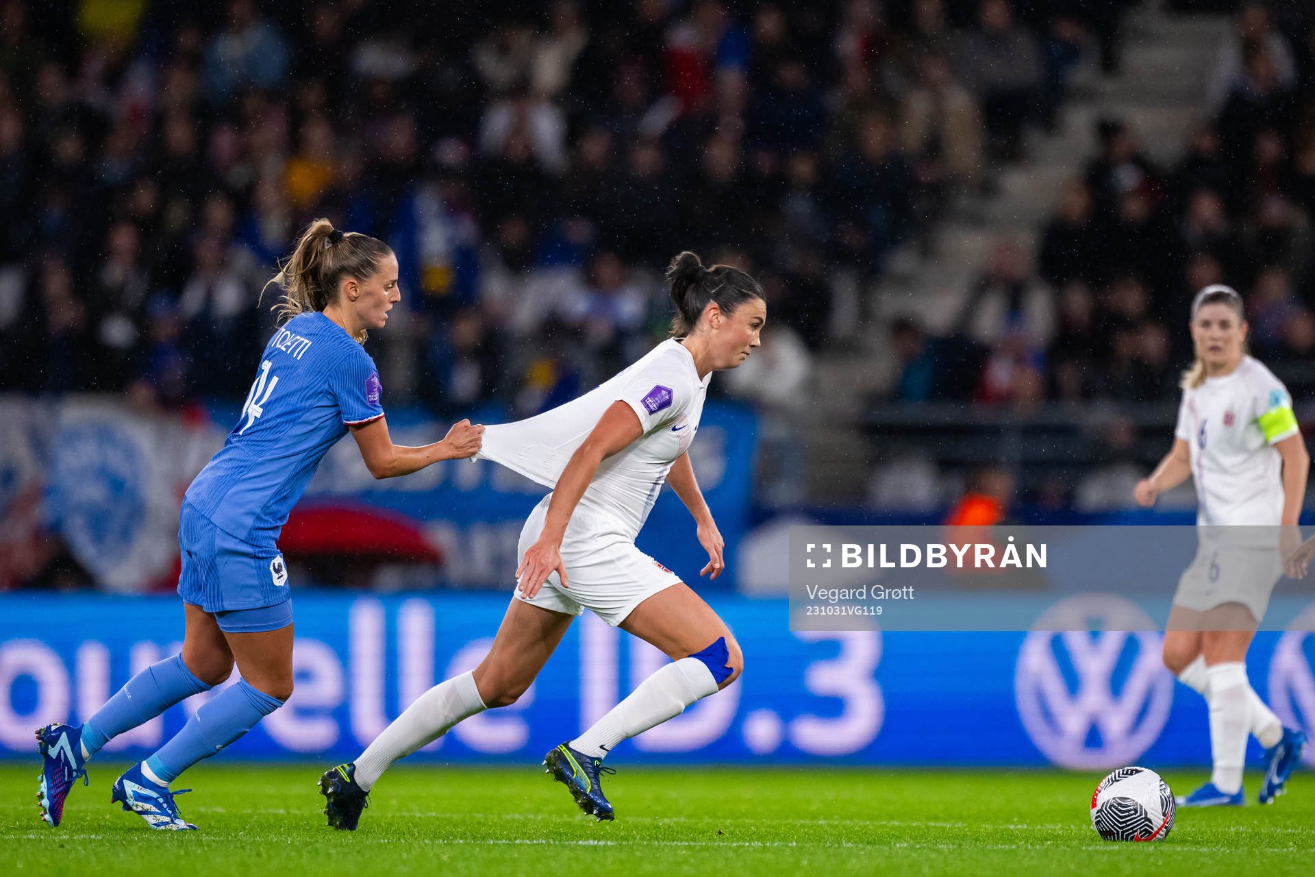 Sandie Toletti of France and Ingrid Syrstad Engen of Norway